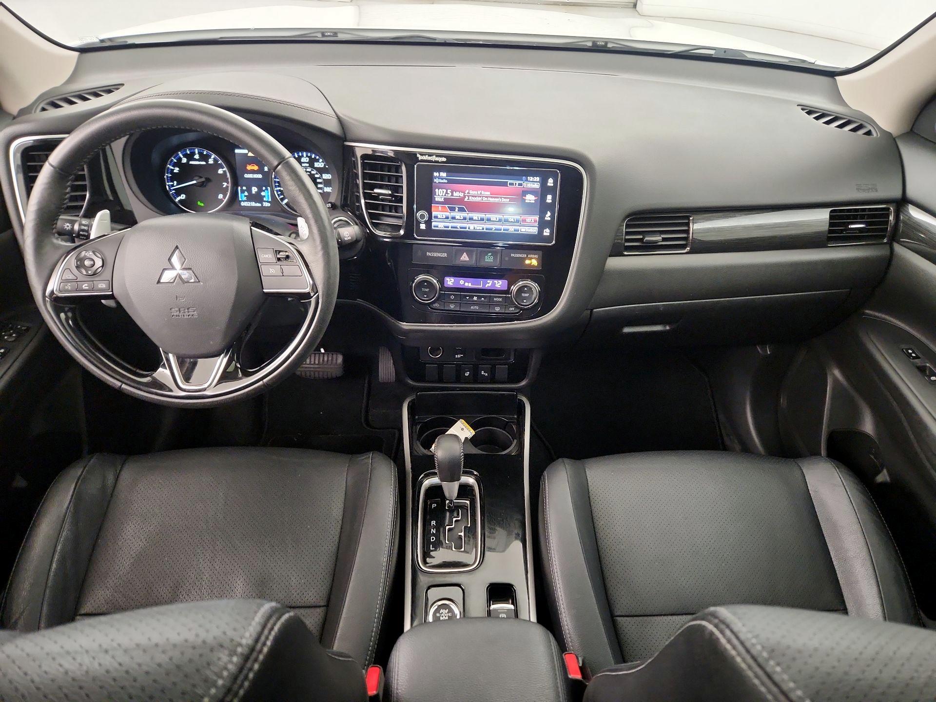 Thumbnail: 2018 Mitsubishi Outlander - 9