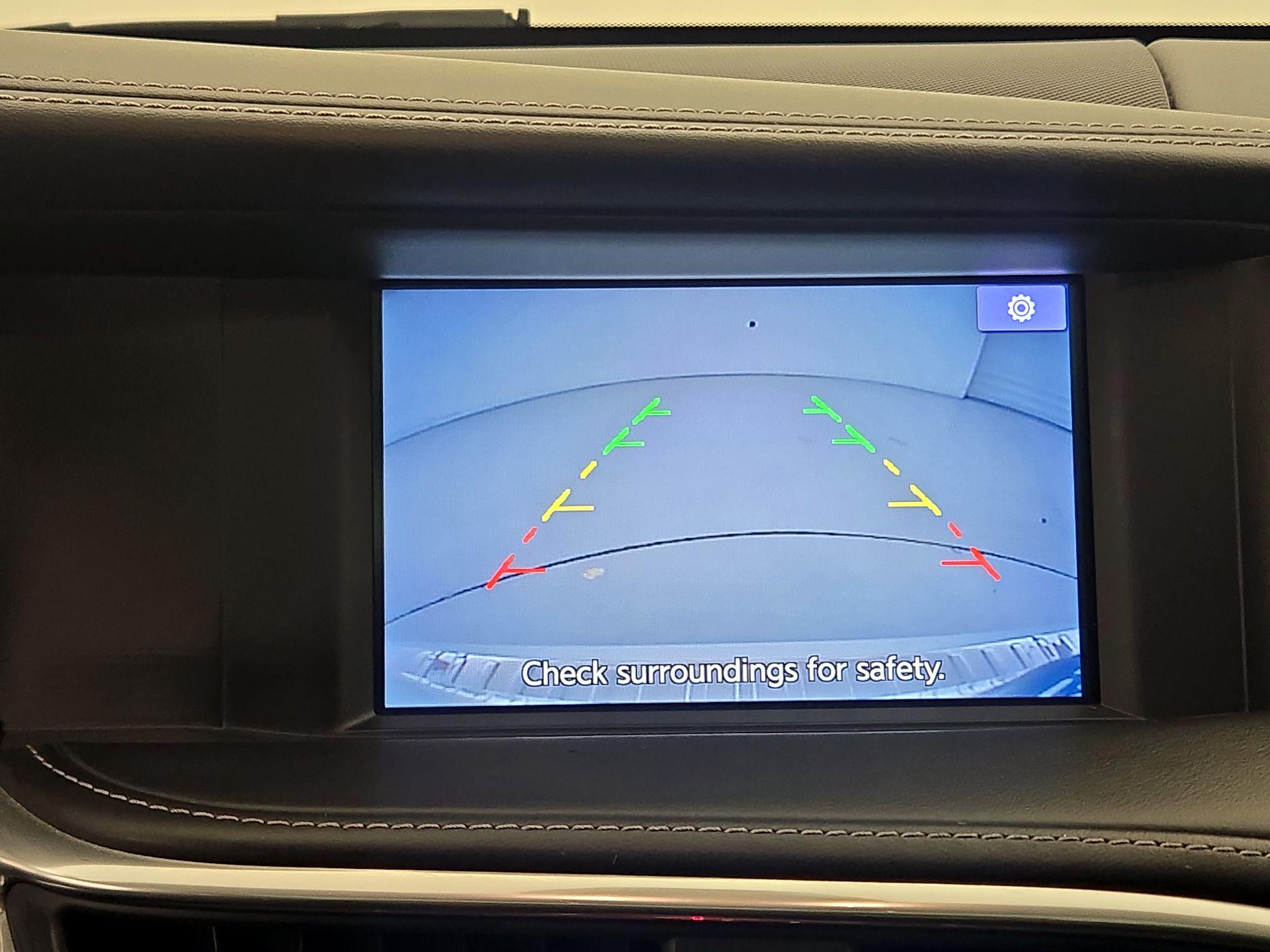 Thumbnail: 2017 INFINITI QX30 - 15