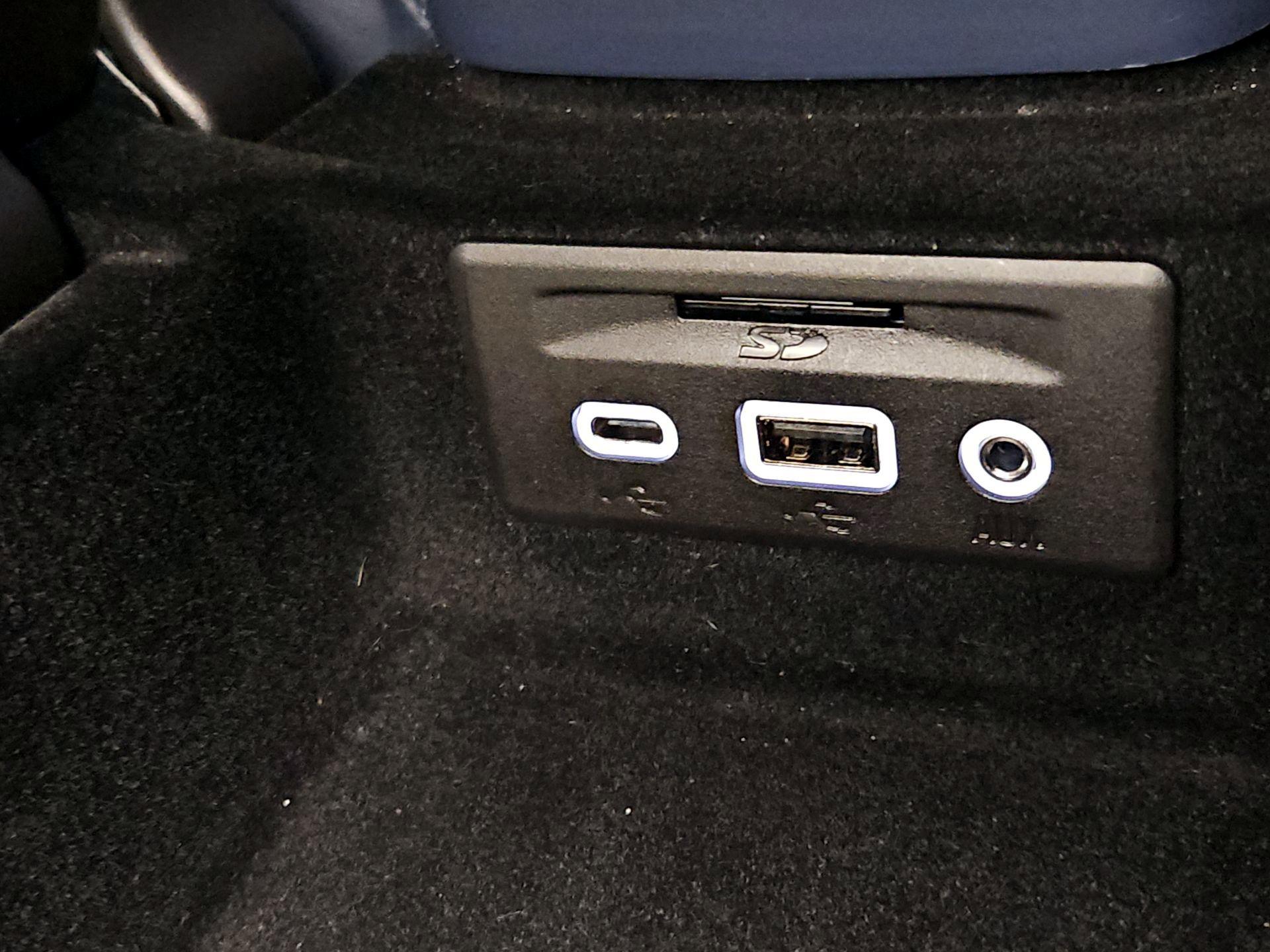 Thumbnail: 2021 Chevrolet Corvette - 19