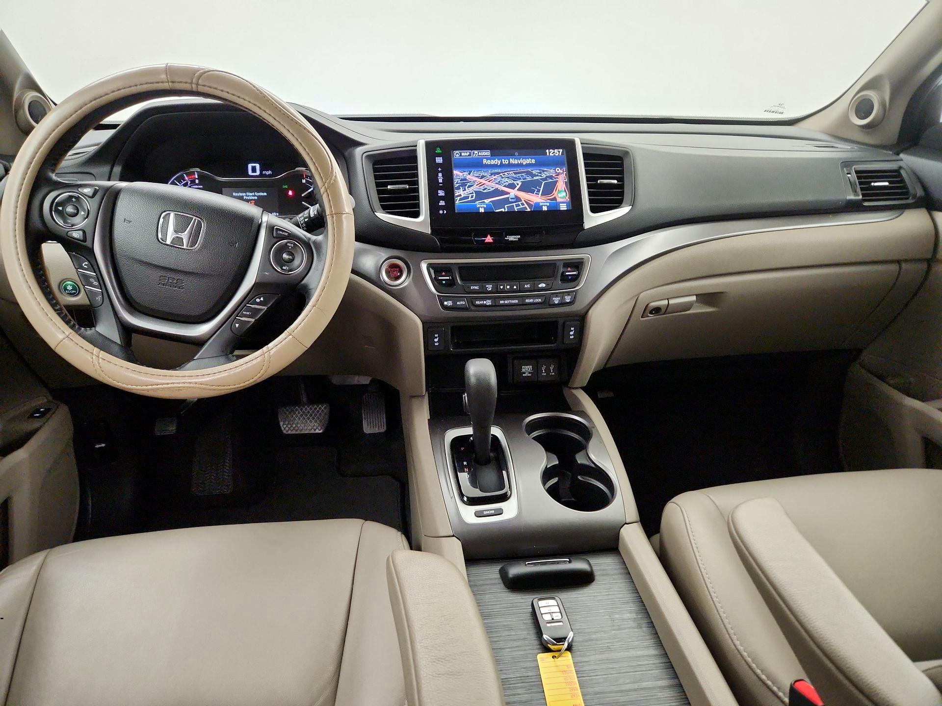 Thumbnail: 2016 Honda Pilot - 9