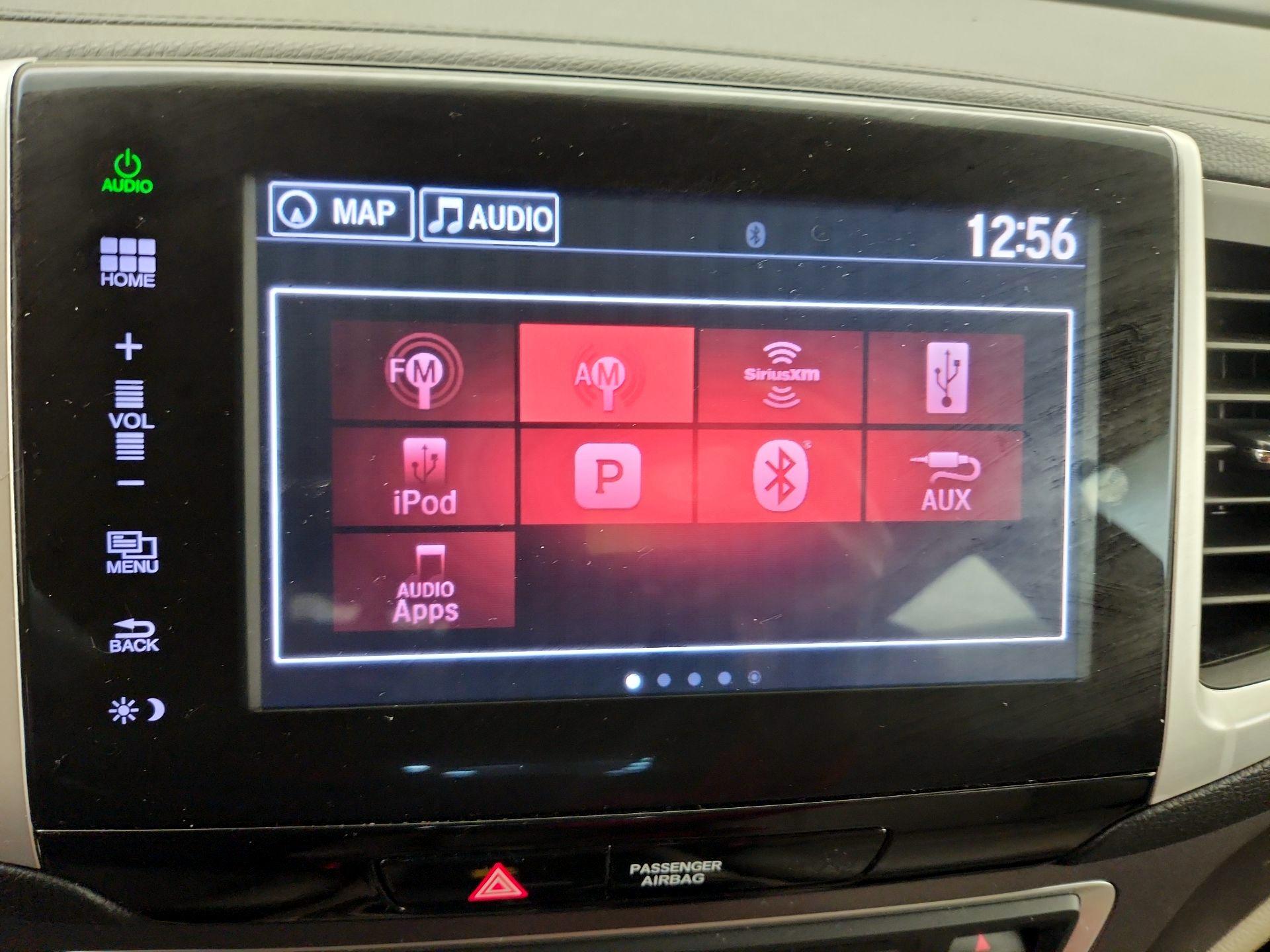 Thumbnail: 2016 Honda Pilot - 15