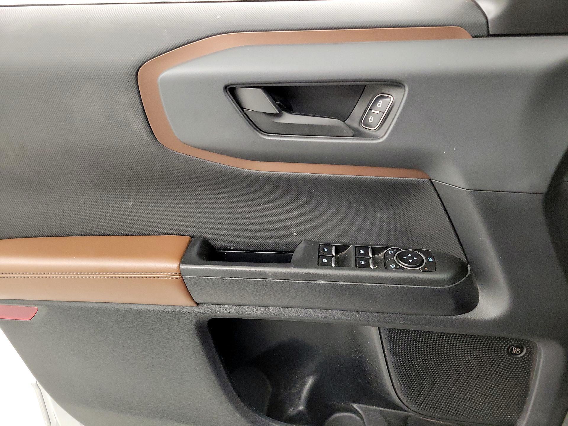 Thumbnail: 2022 Ford Bronco Sport - 12