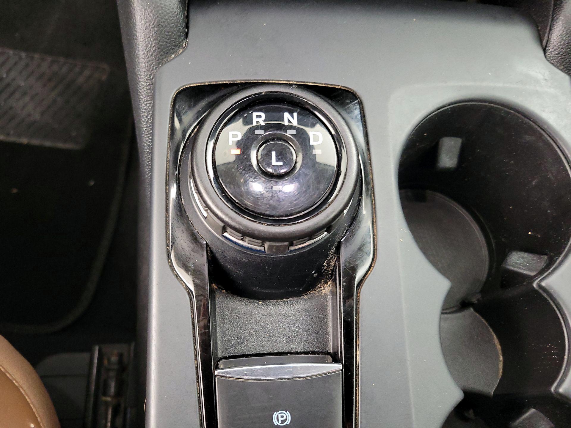 Thumbnail: 2022 Ford Bronco Sport - 17