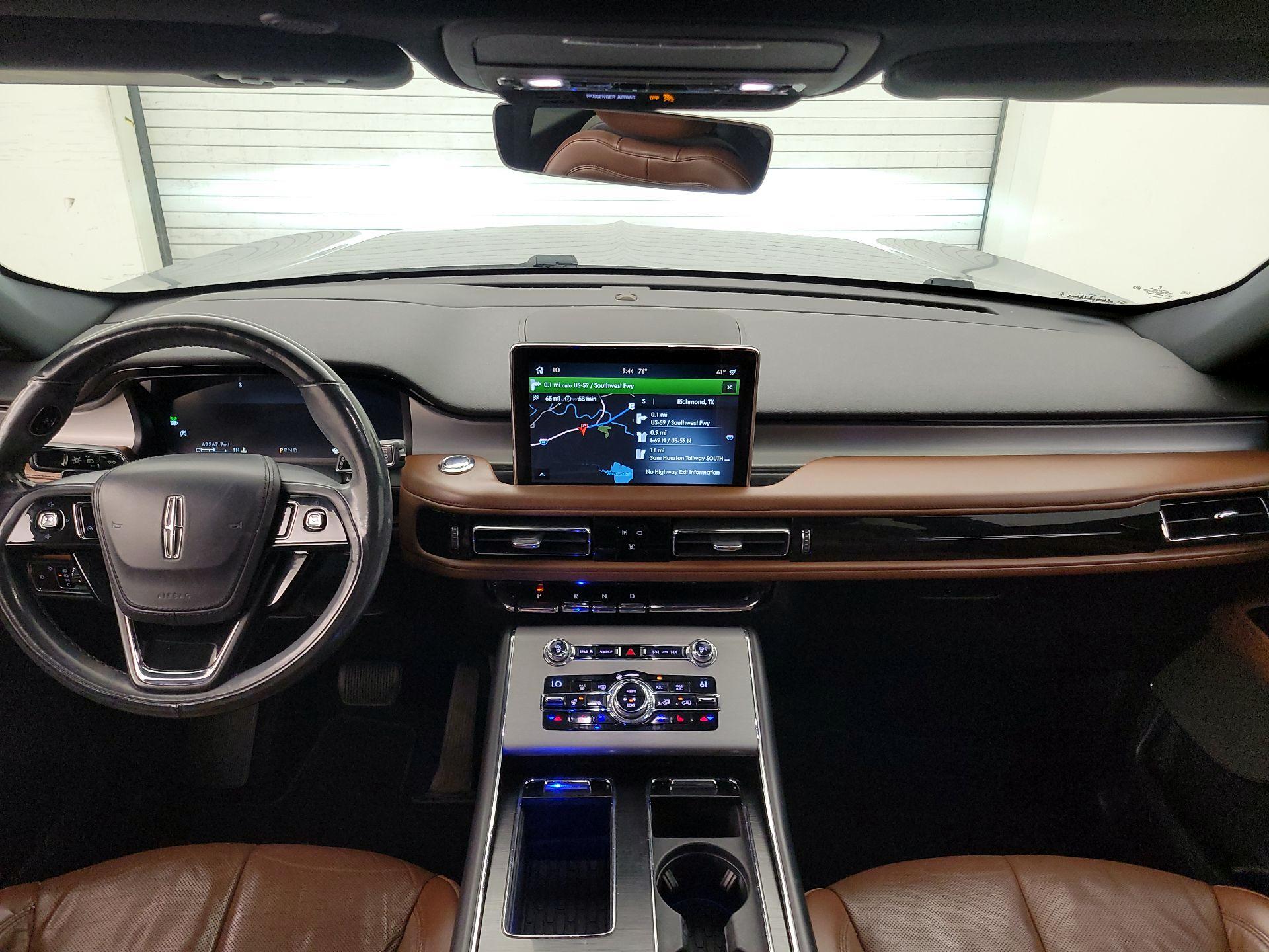 Thumbnail: 2020 Lincoln Aviator - 9