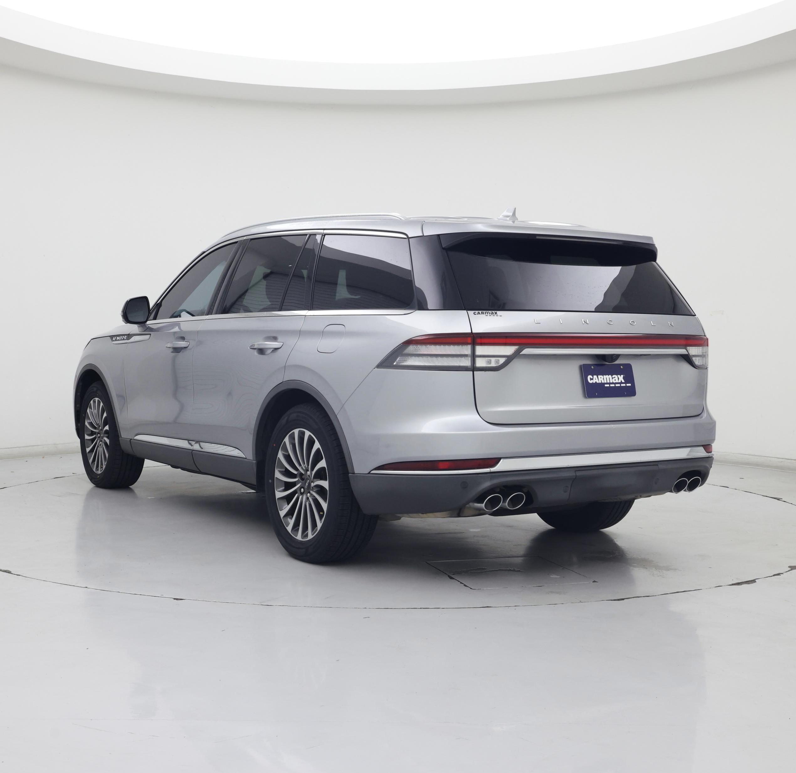 Thumbnail: 2020 Lincoln Aviator - 2