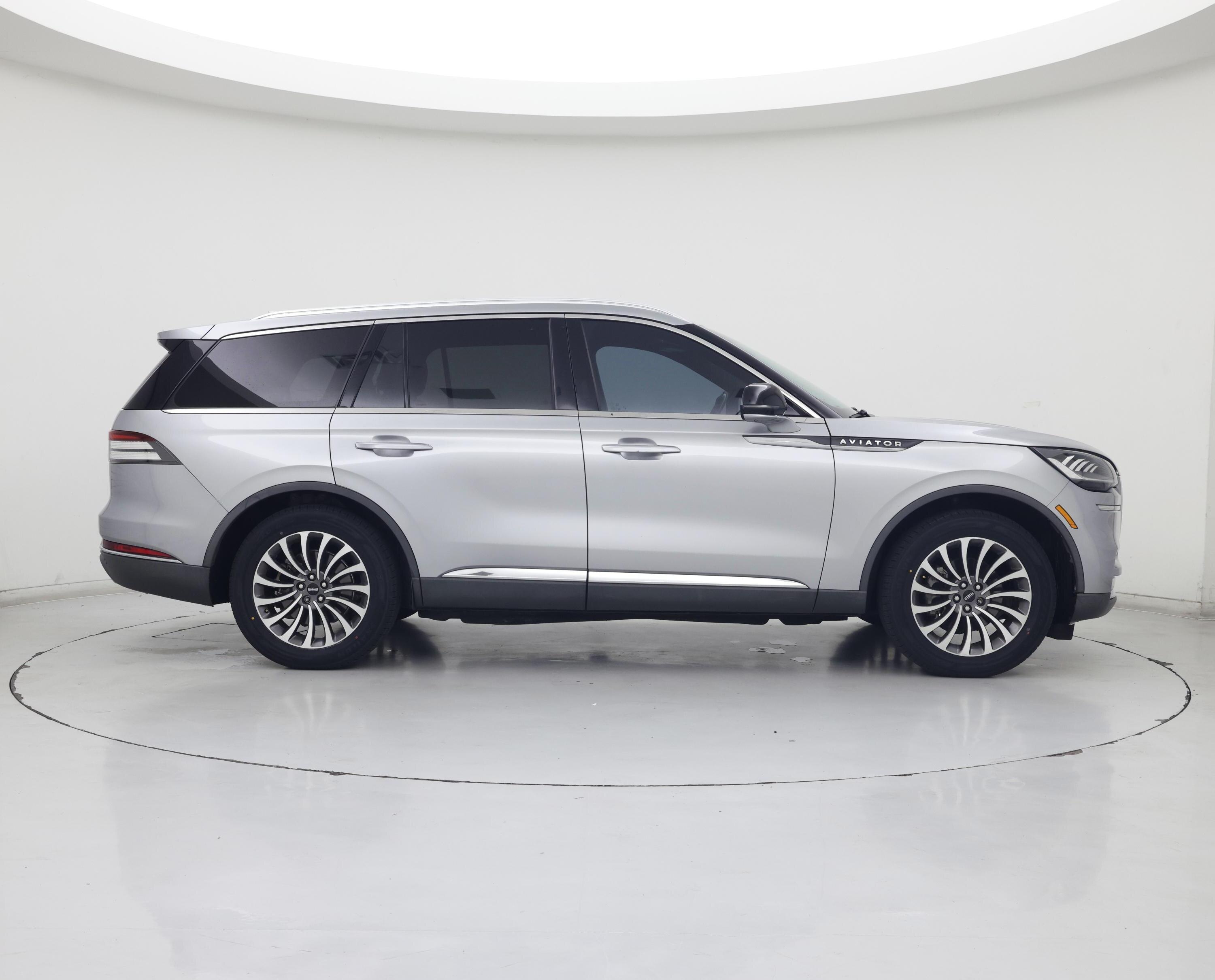 Thumbnail: 2020 Lincoln Aviator - 7
