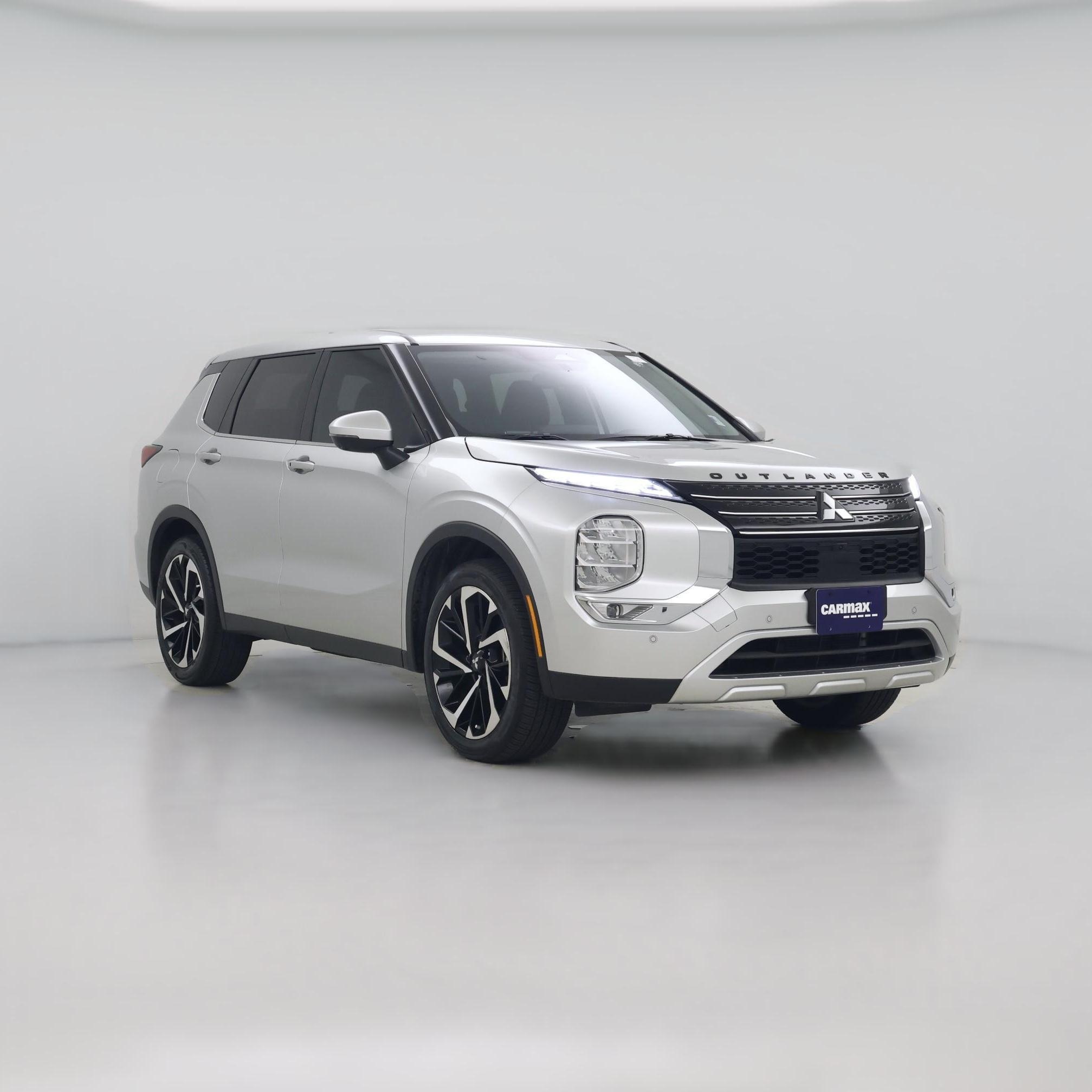 Thumbnail: 2024 Mitsubishi Outlander - 1
