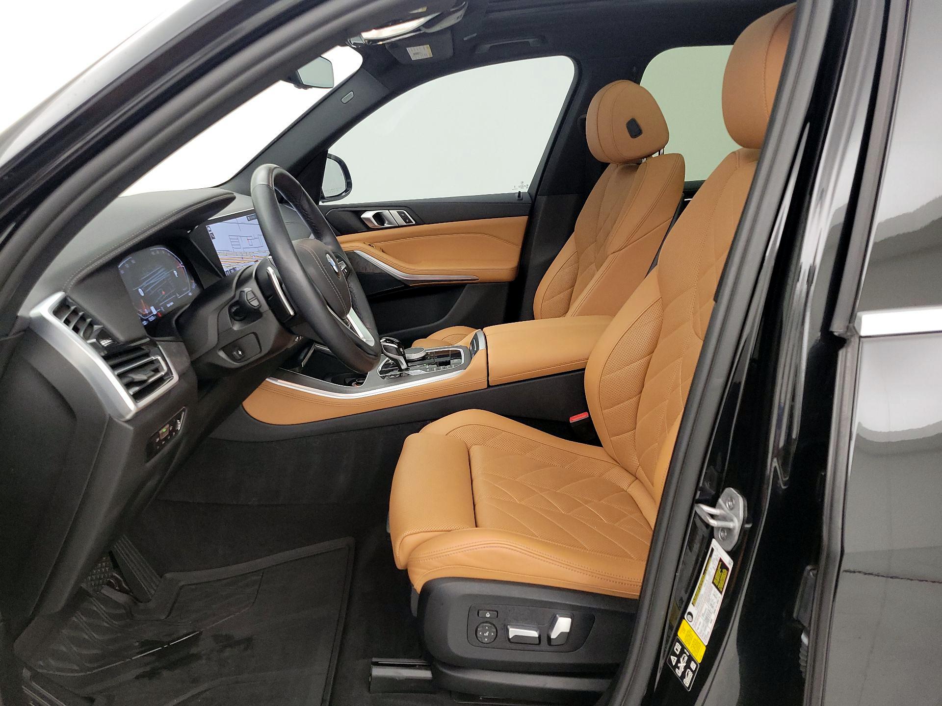 Thumbnail: 2023 BMW X5 - 11