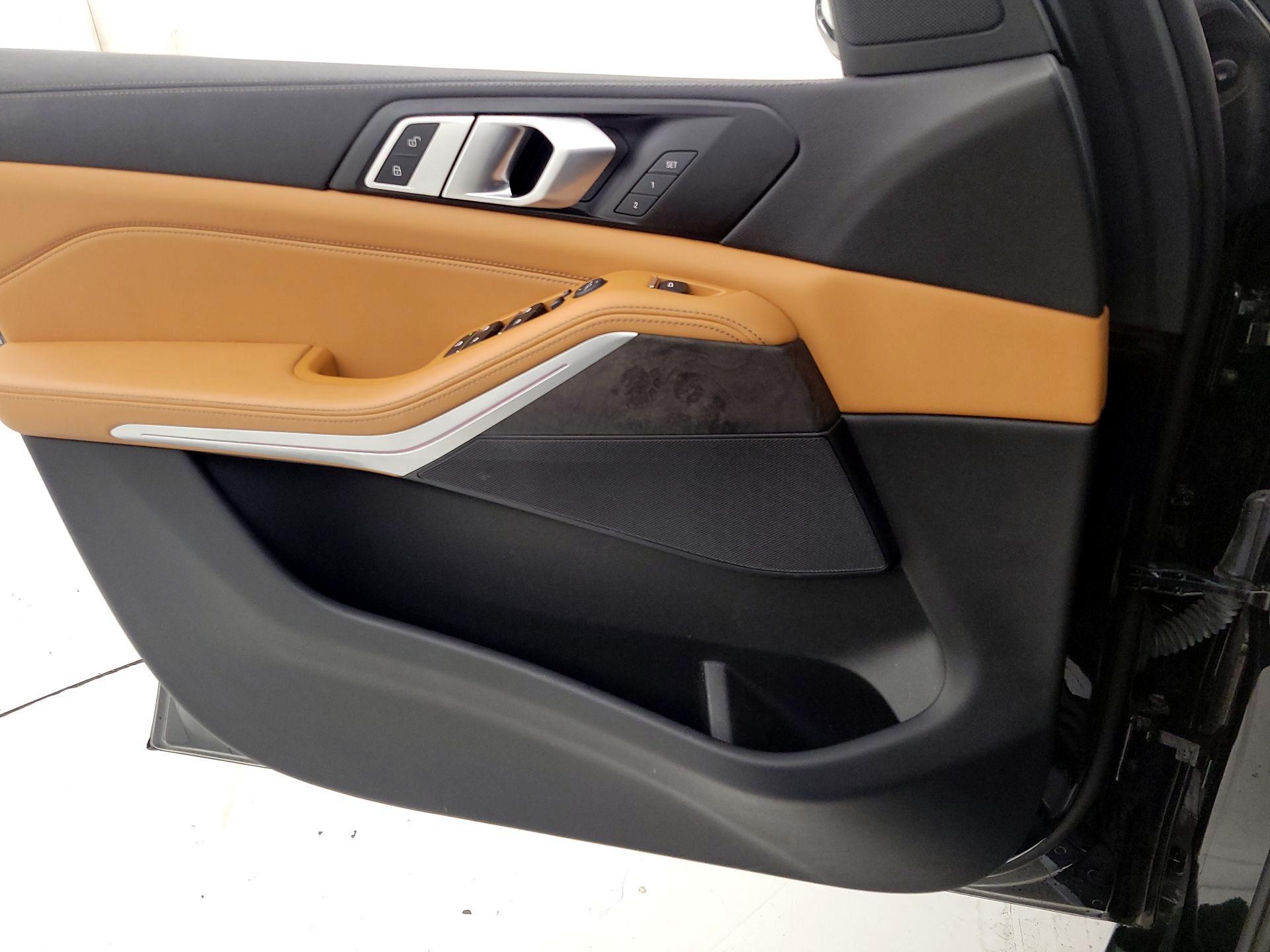 Thumbnail: 2023 BMW X5 - 12