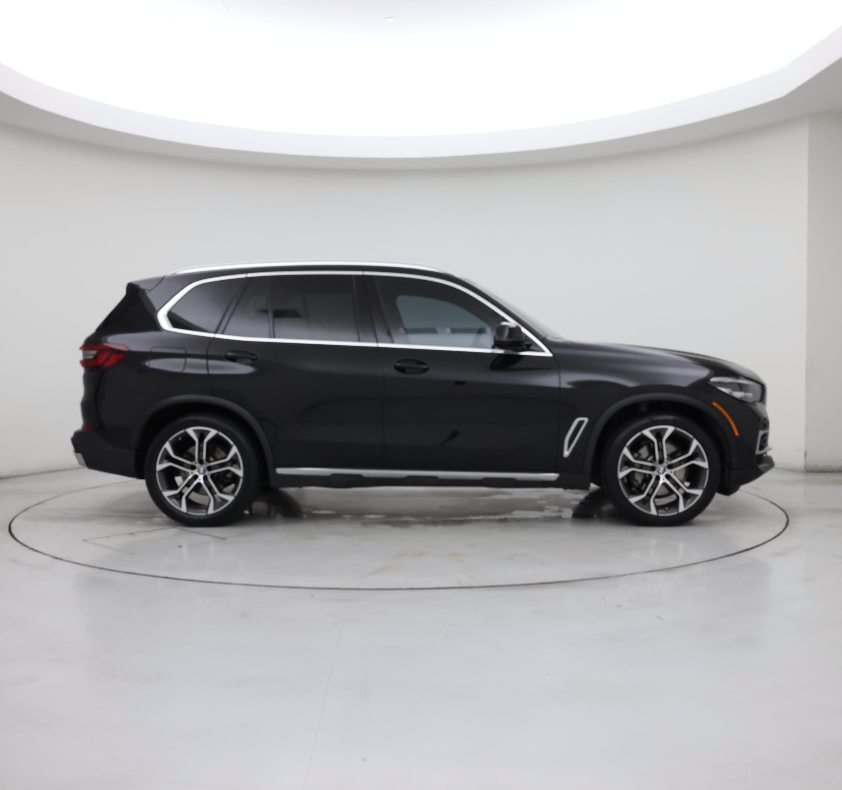 Thumbnail: 2023 BMW X5 - 7