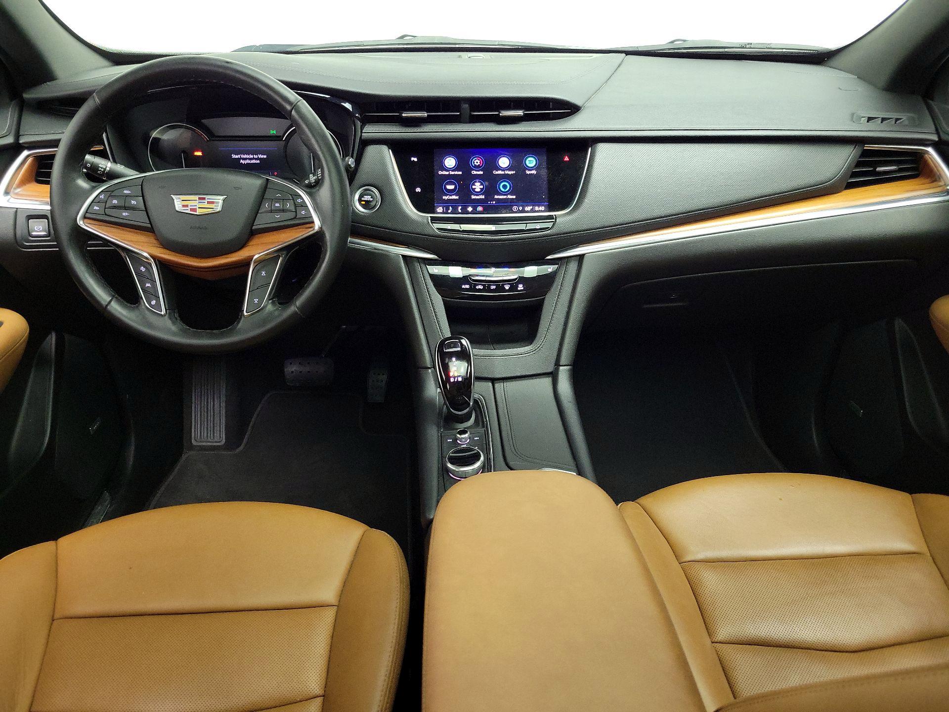 Thumbnail: 2021 Cadillac XT5 - 9