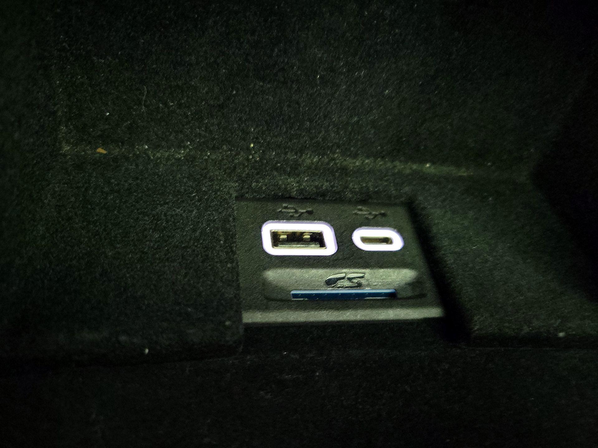 Thumbnail: 2021 Cadillac XT5 - 19