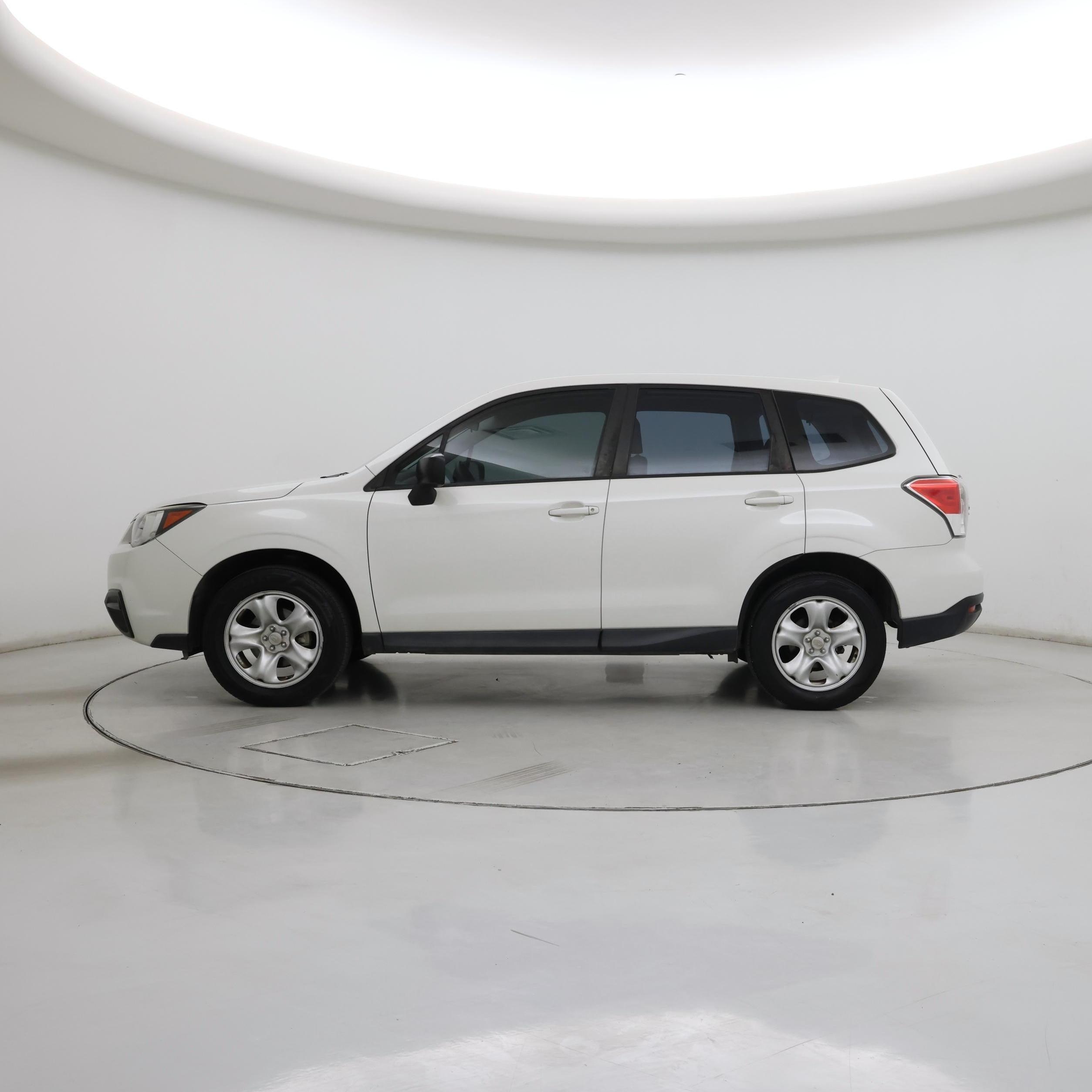 Thumbnail: 2018 Subaru Forester - 3