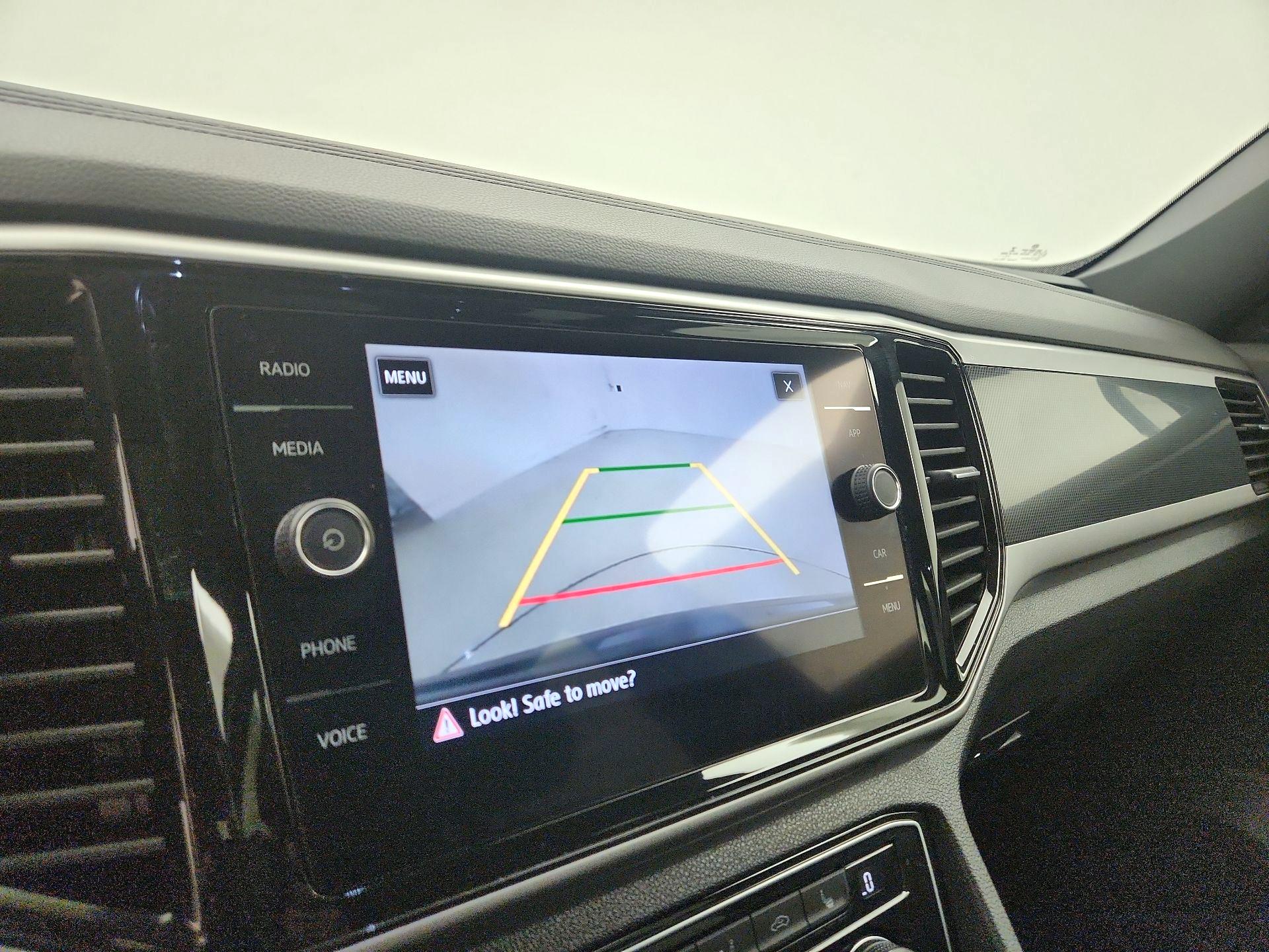 Thumbnail: 2020 Volkswagen Atlas - 14