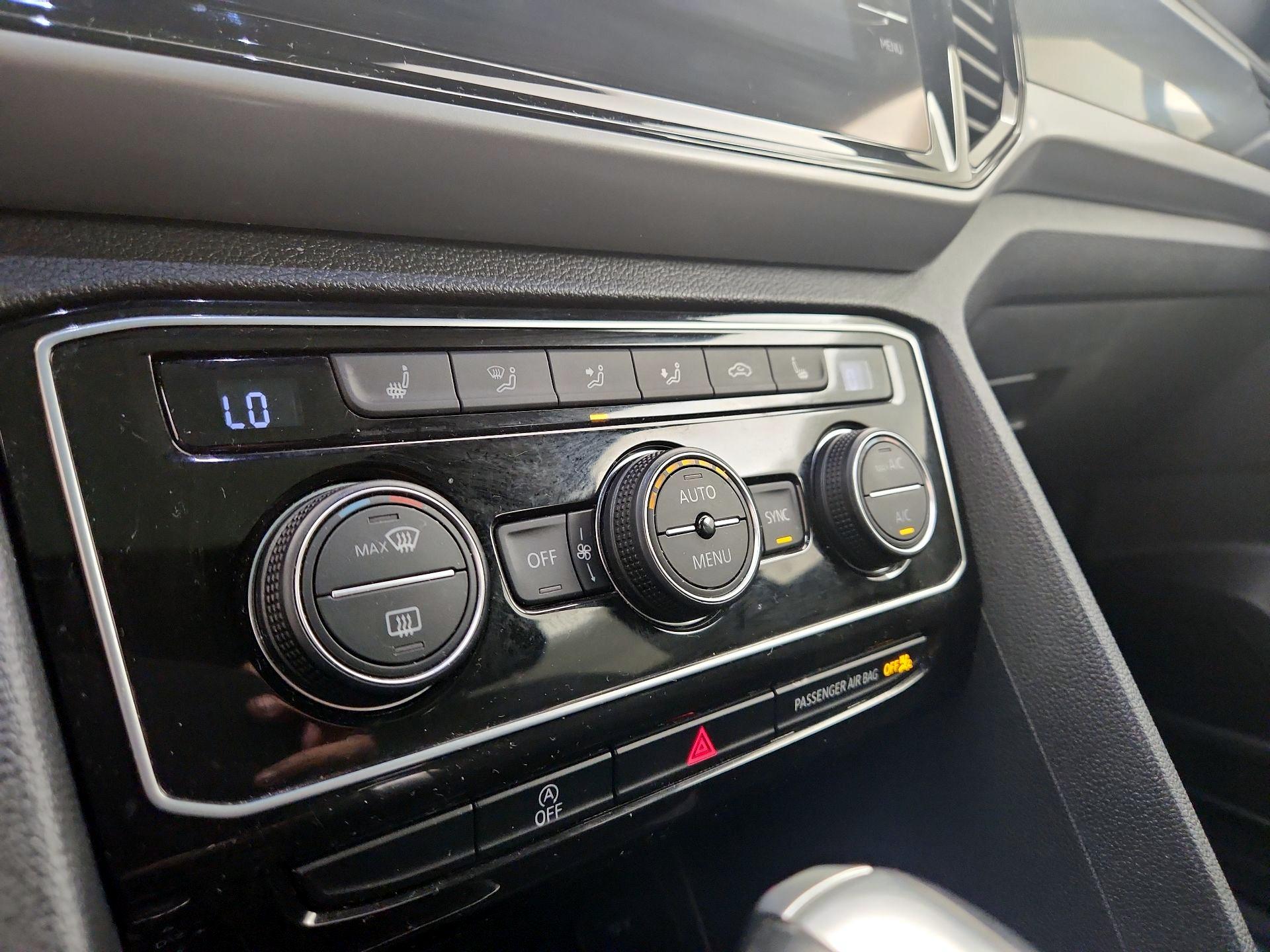 Thumbnail: 2020 Volkswagen Atlas - 16