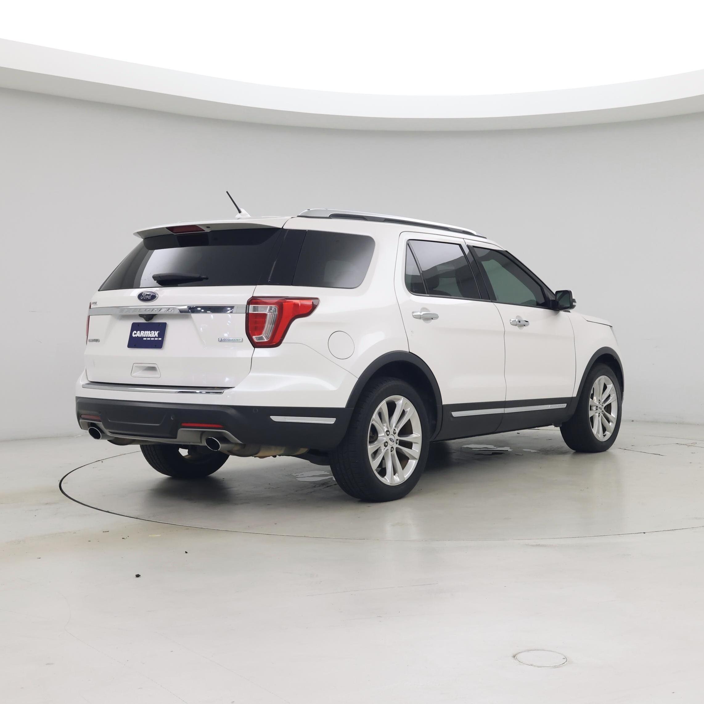 Thumbnail: 2019 Ford Explorer - 8