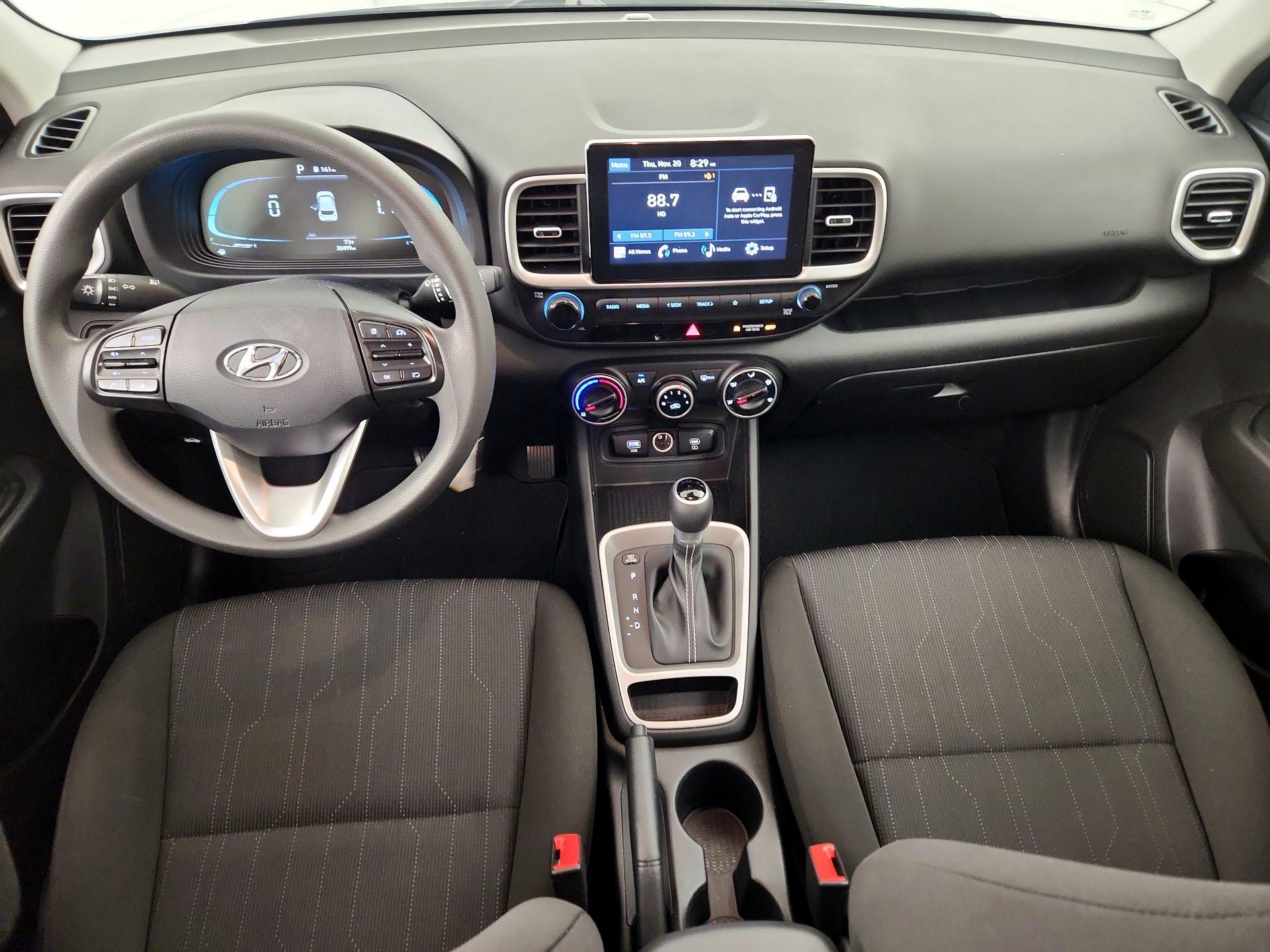 Thumbnail: 2023 Hyundai Venue - 9