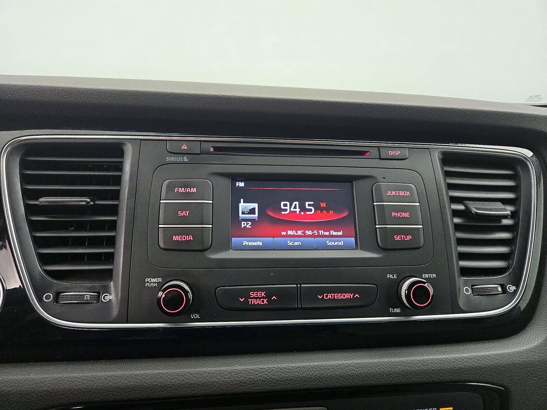 Thumbnail: 2015 Kia Sedona - 15