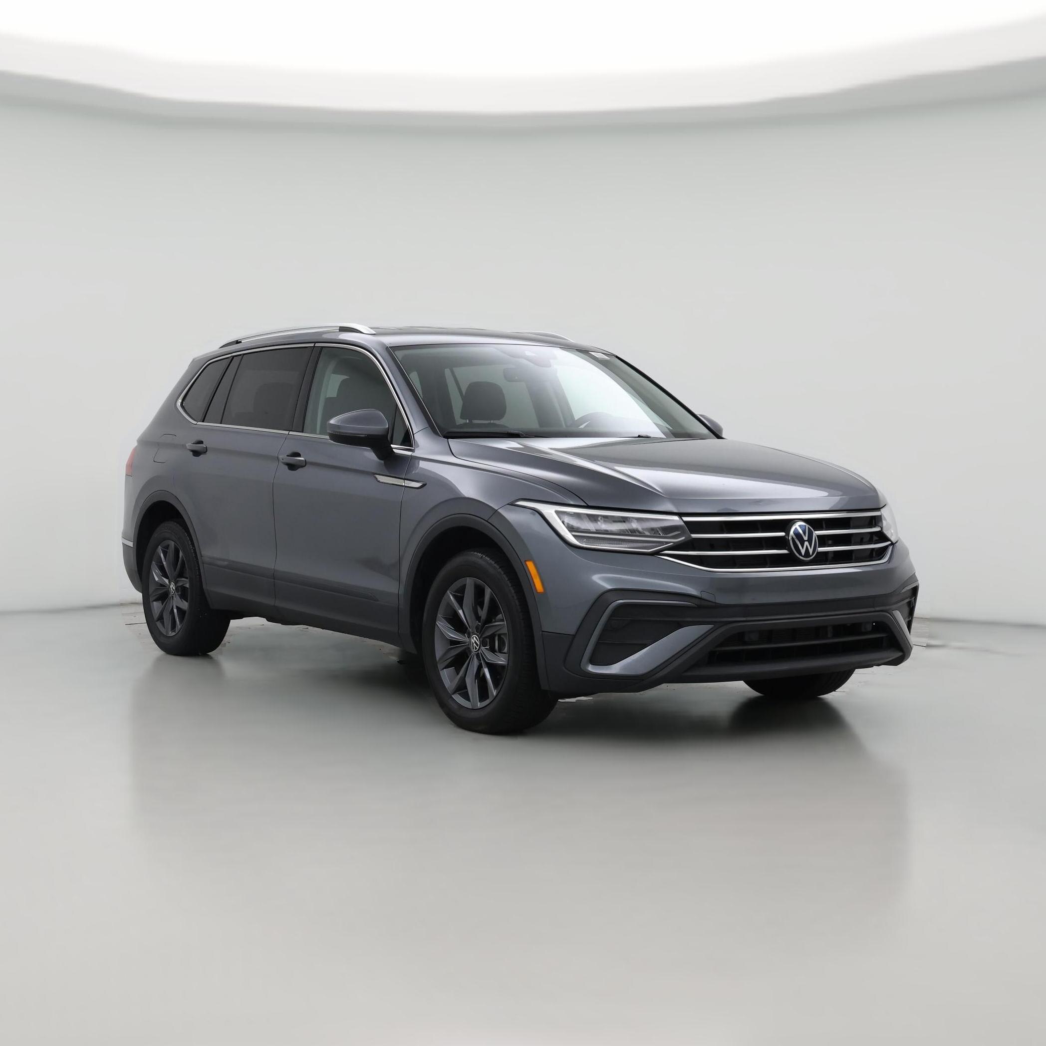 Thumbnail: 2022 Volkswagen Tiguan - 1