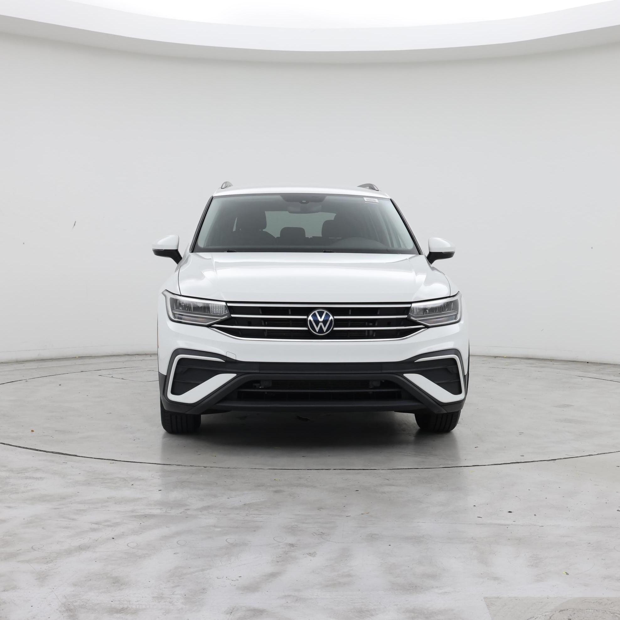 Thumbnail: 2023 Volkswagen Tiguan - 5