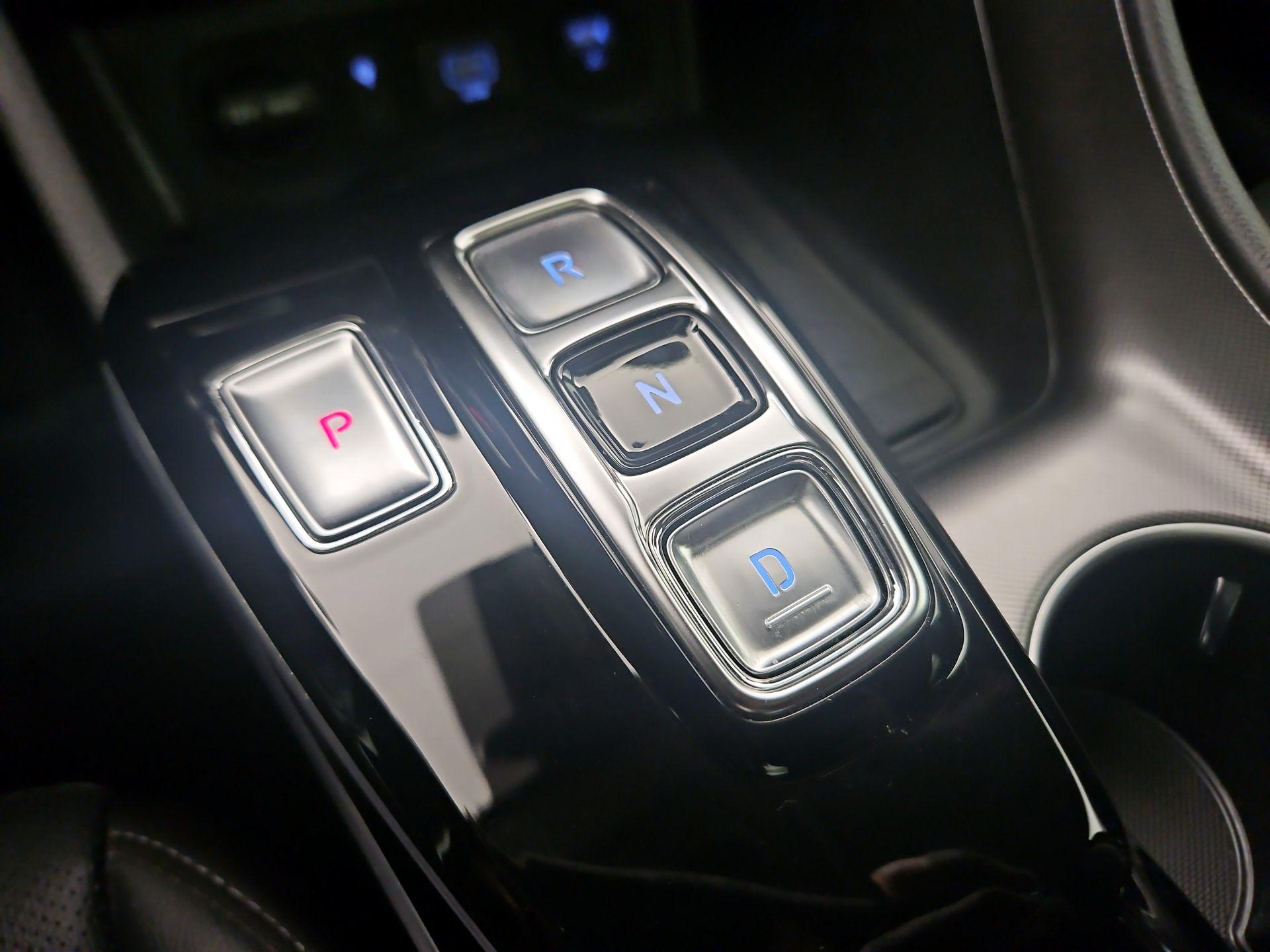 Thumbnail: 2023 Hyundai Sonata - 17