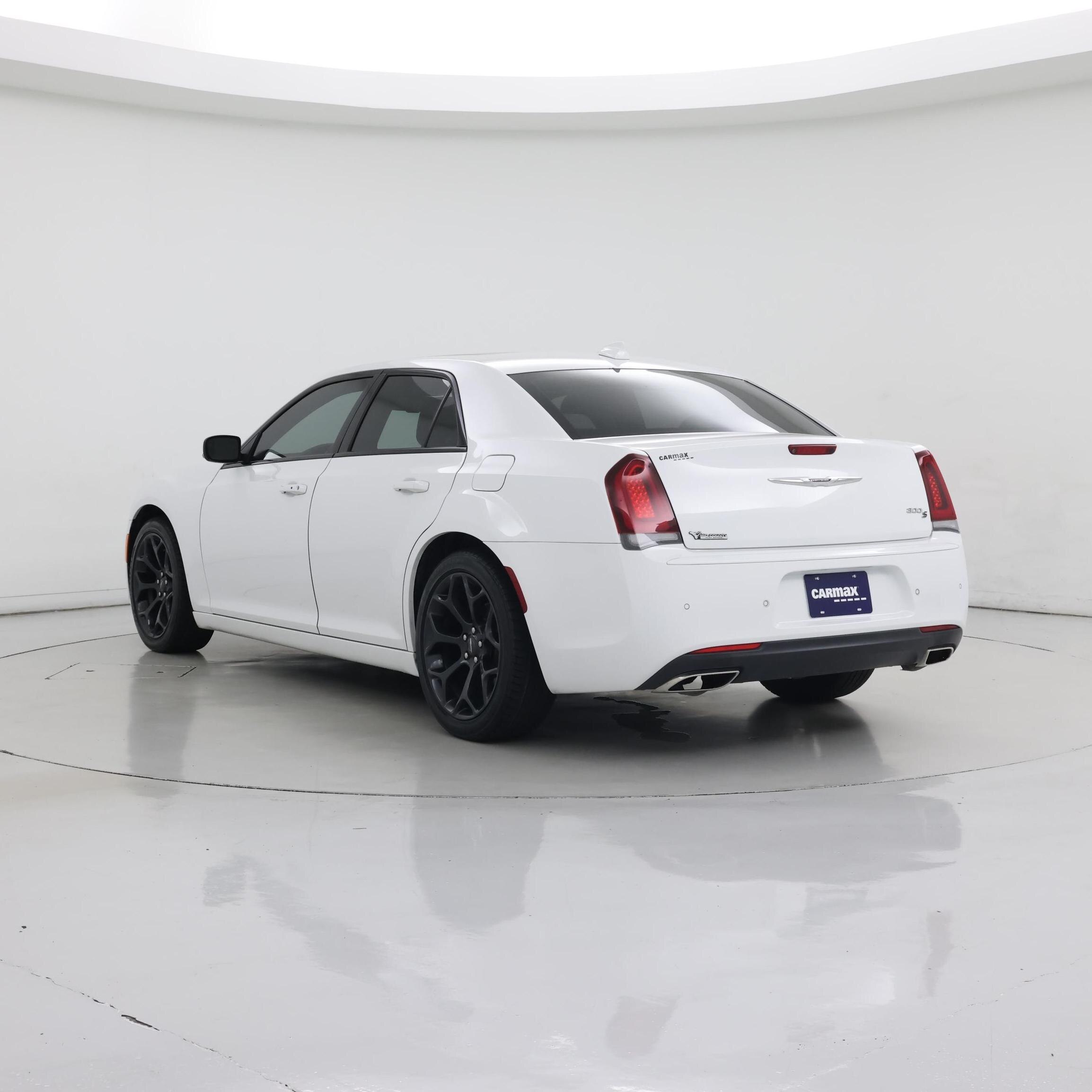 Thumbnail: 2019 Chrysler 300 - 2