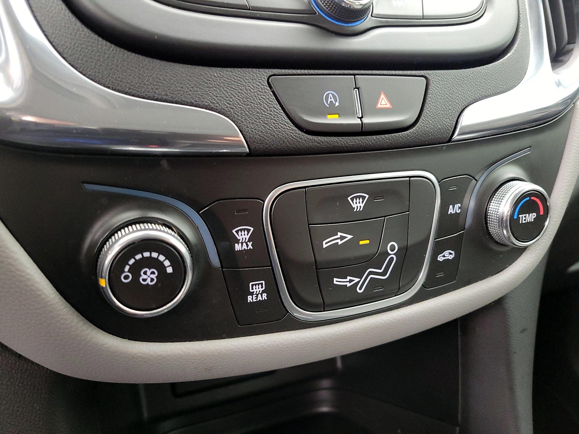 Thumbnail: 2024 Chevrolet Equinox - 16