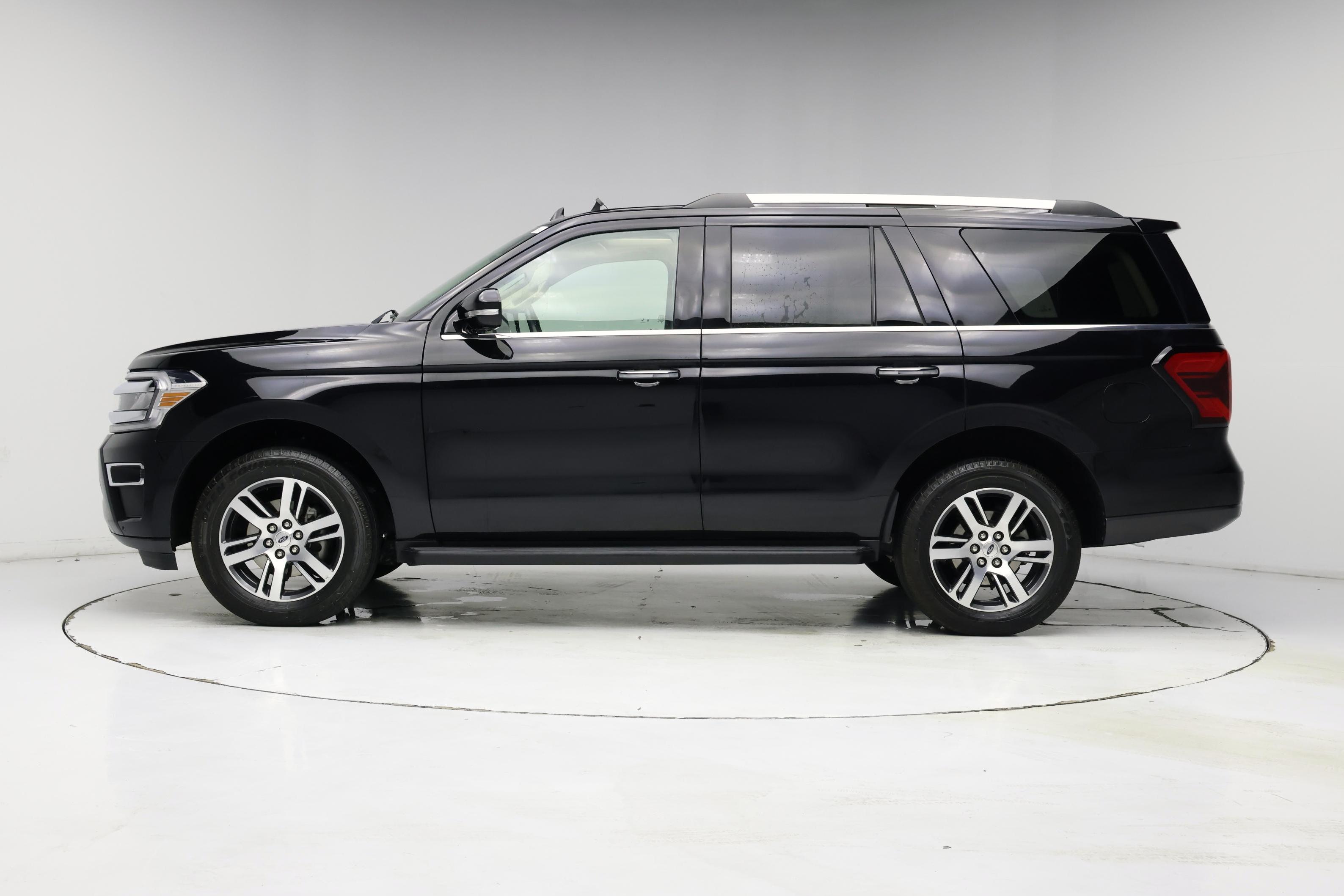 Thumbnail: 2024 Ford Expedition - 3