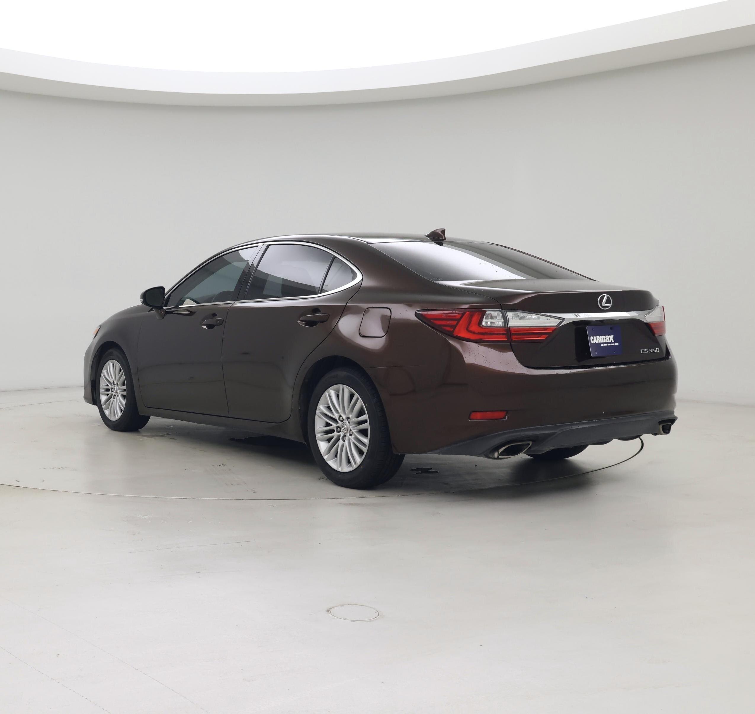 Thumbnail: 2016 Lexus ES - 2