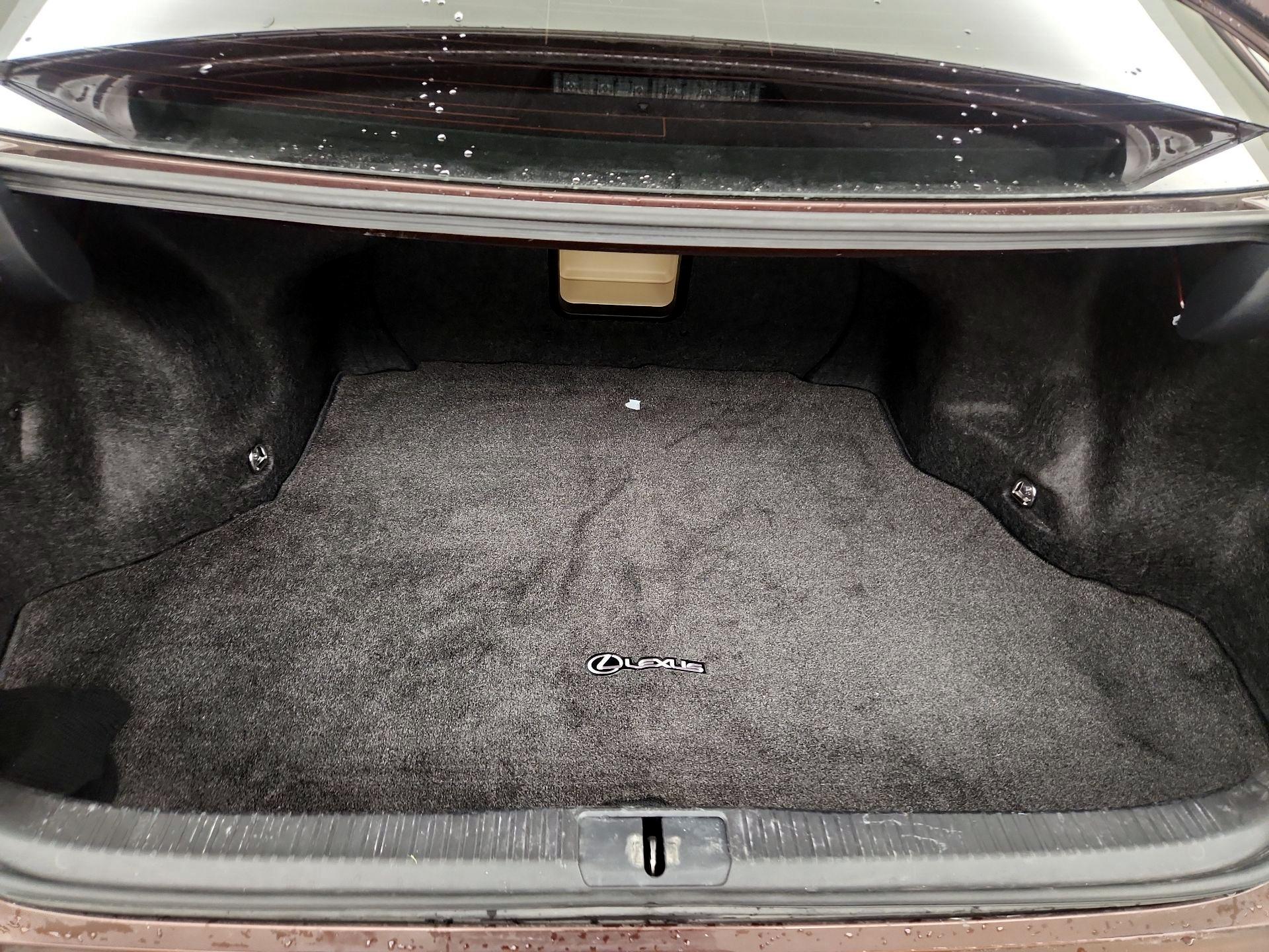 Thumbnail: 2016 Lexus ES - 20