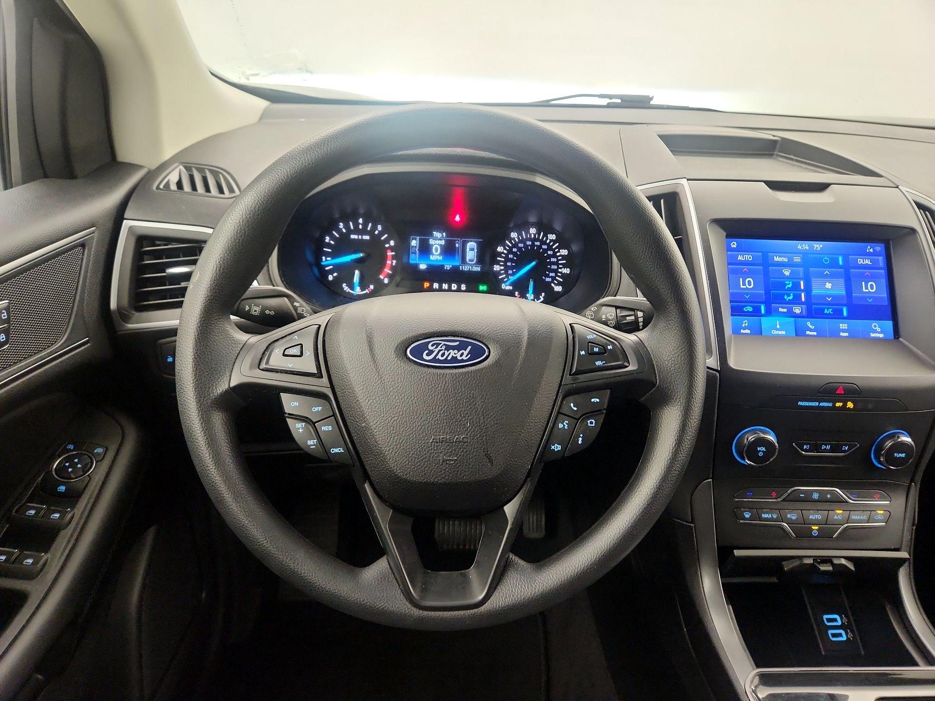 Thumbnail: 2020 Ford Edge - 10