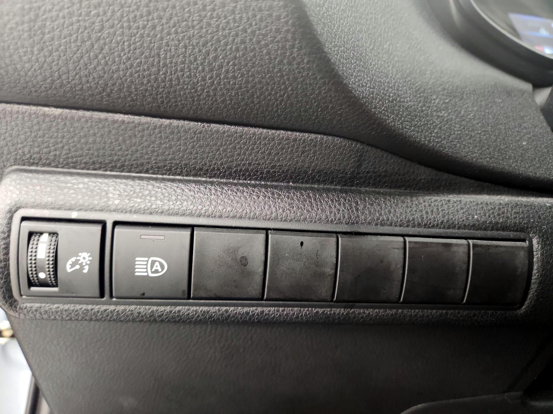 Thumbnail: 2023 Toyota Corolla - 13