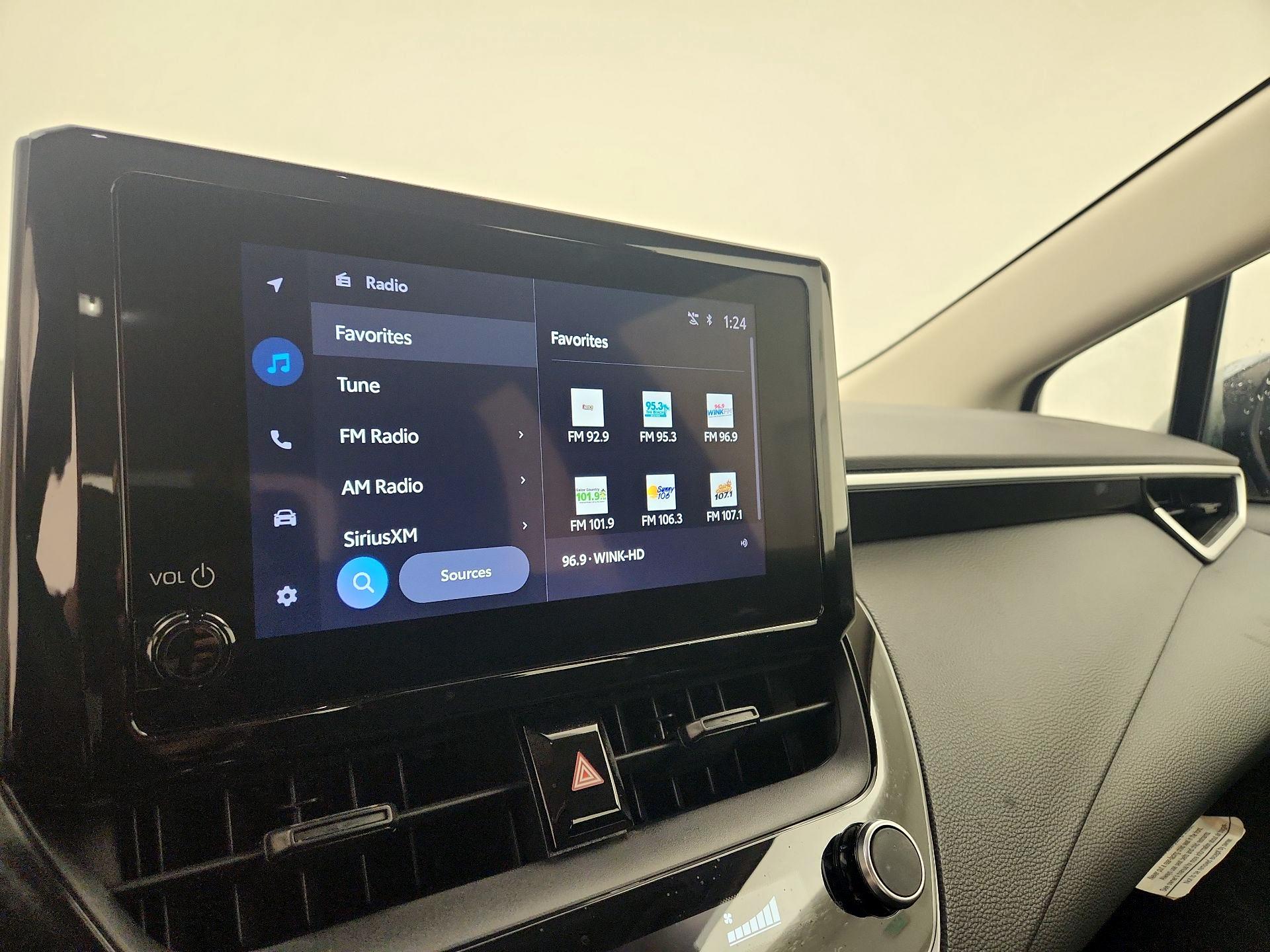 Thumbnail: 2023 Toyota Corolla - 15