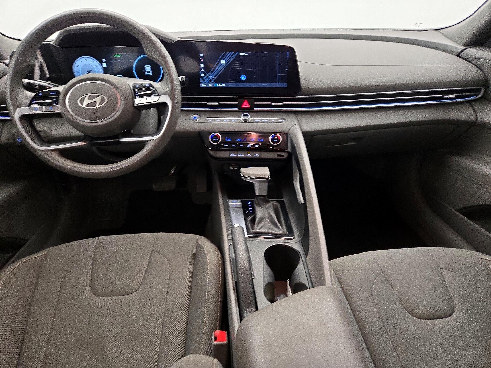 Thumbnail: 2024 Hyundai Elantra - 9