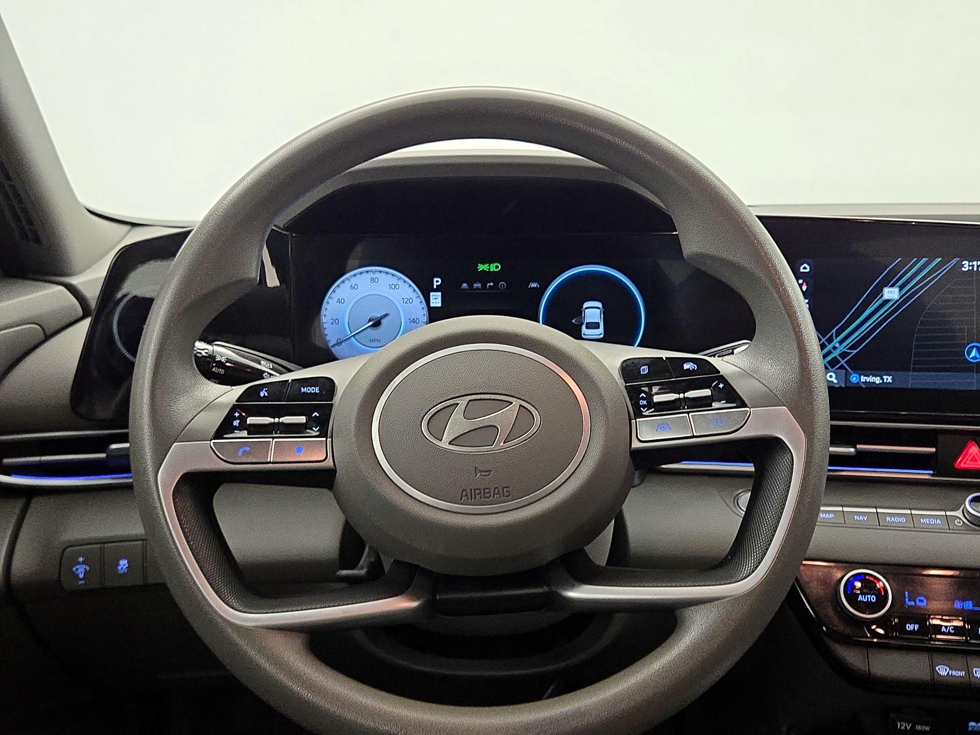 Thumbnail: 2024 Hyundai Elantra - 10