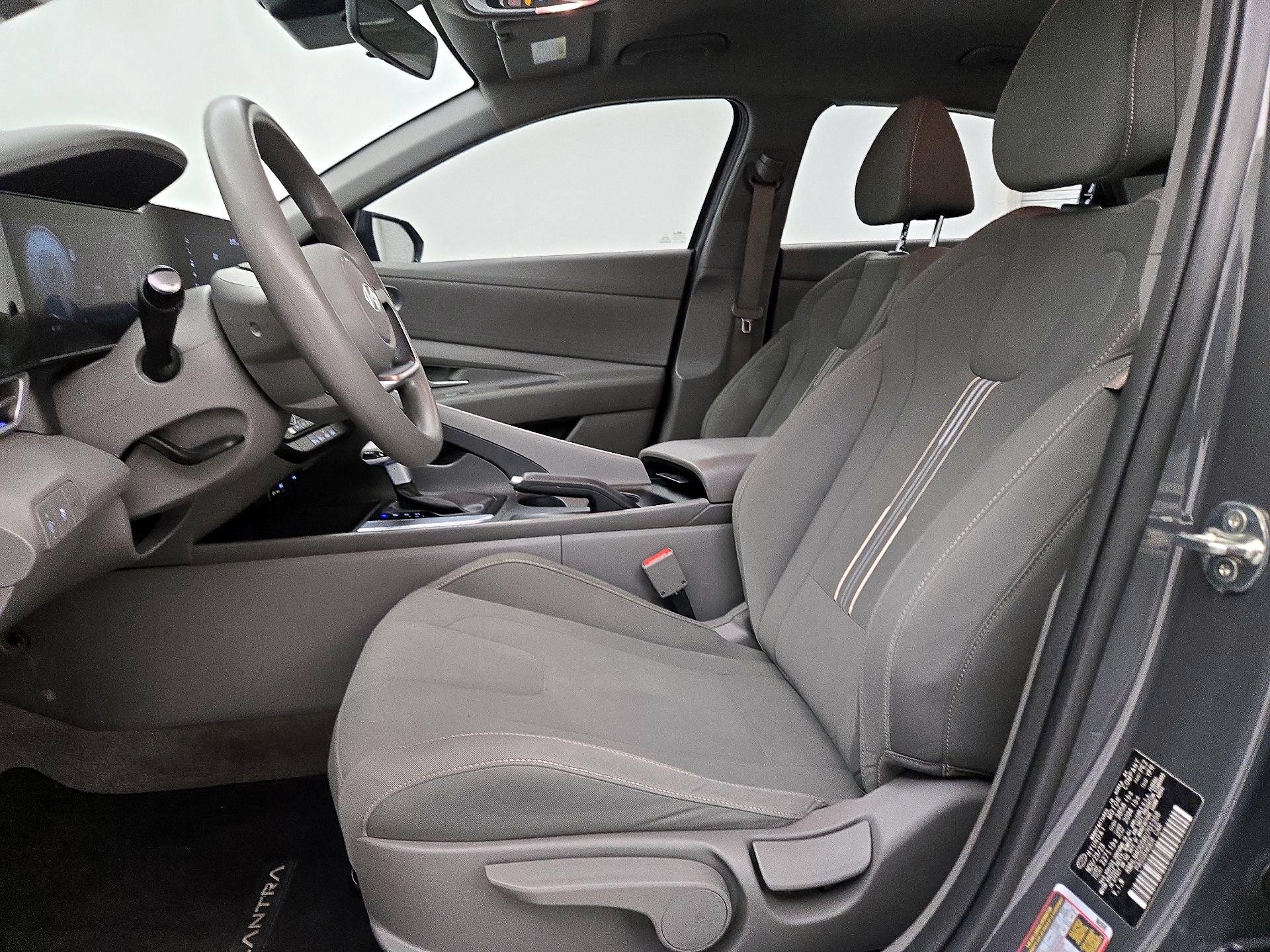 Thumbnail: 2024 Hyundai Elantra - 11