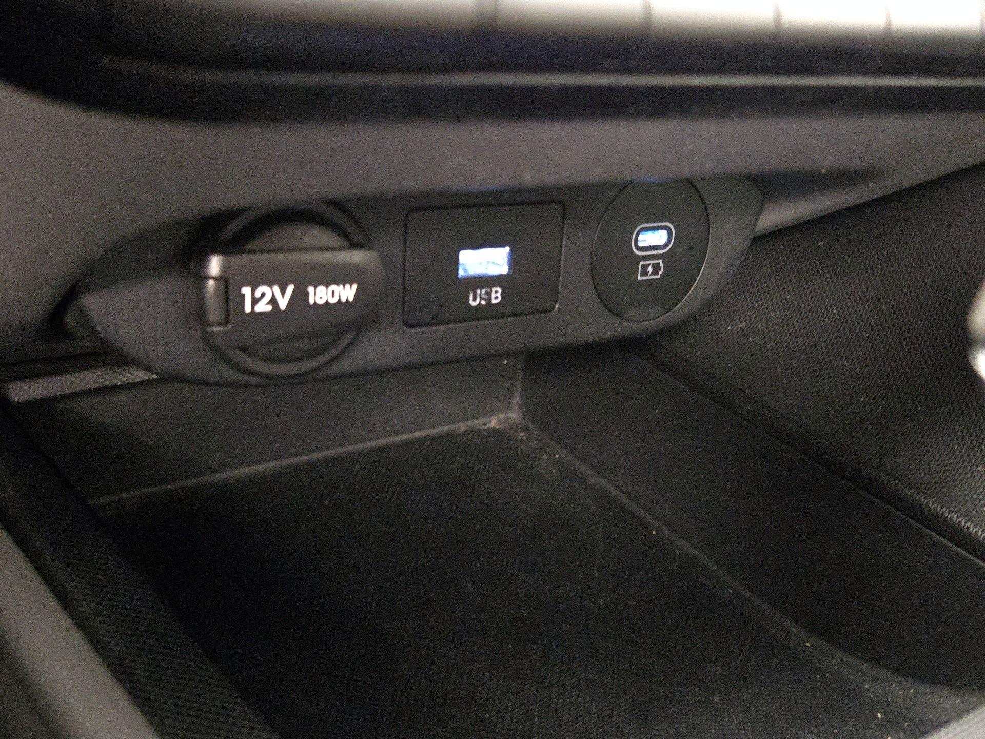 Thumbnail: 2024 Hyundai Elantra - 19