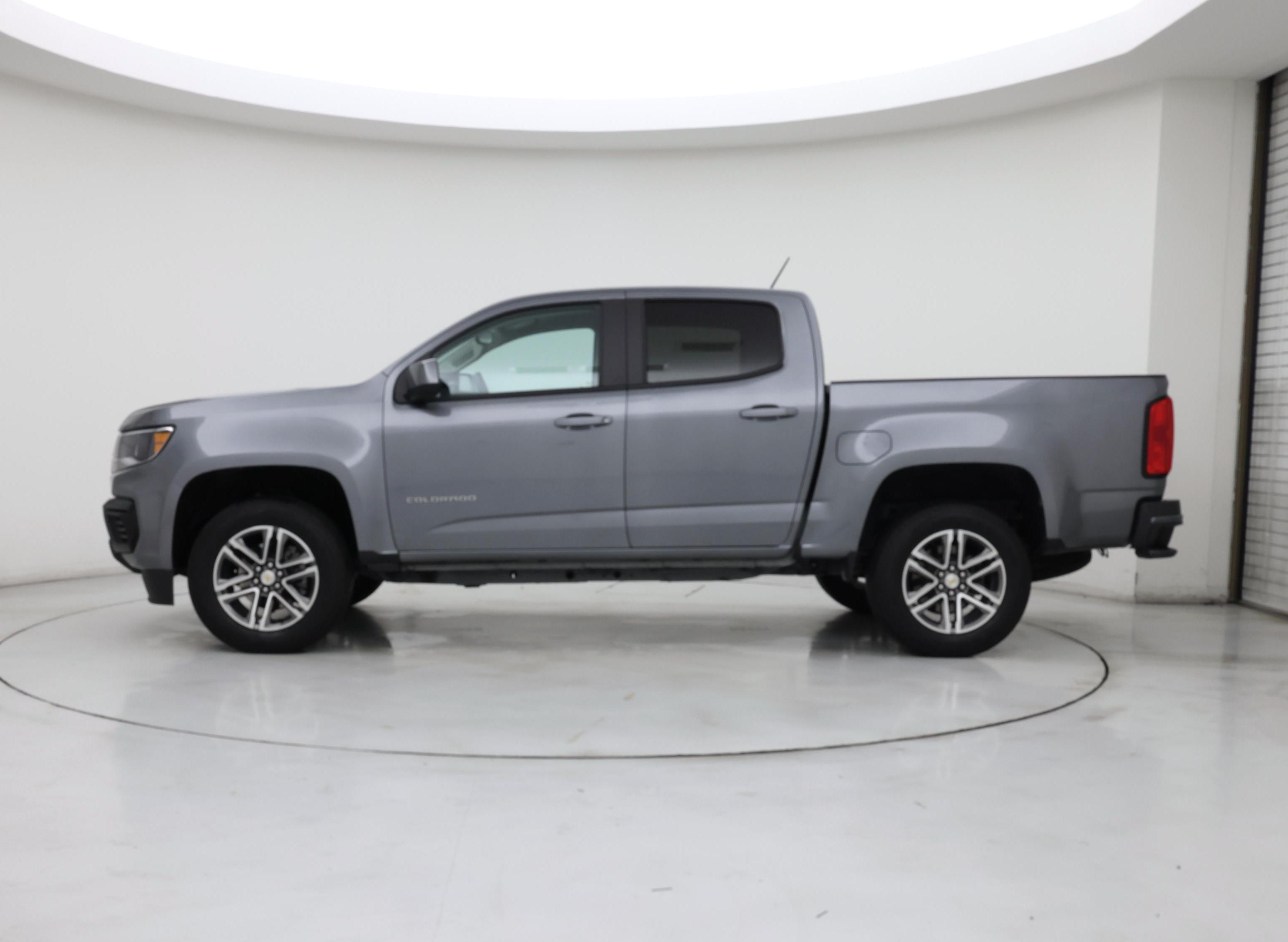 Thumbnail: 2022 Chevrolet Colorado - 3