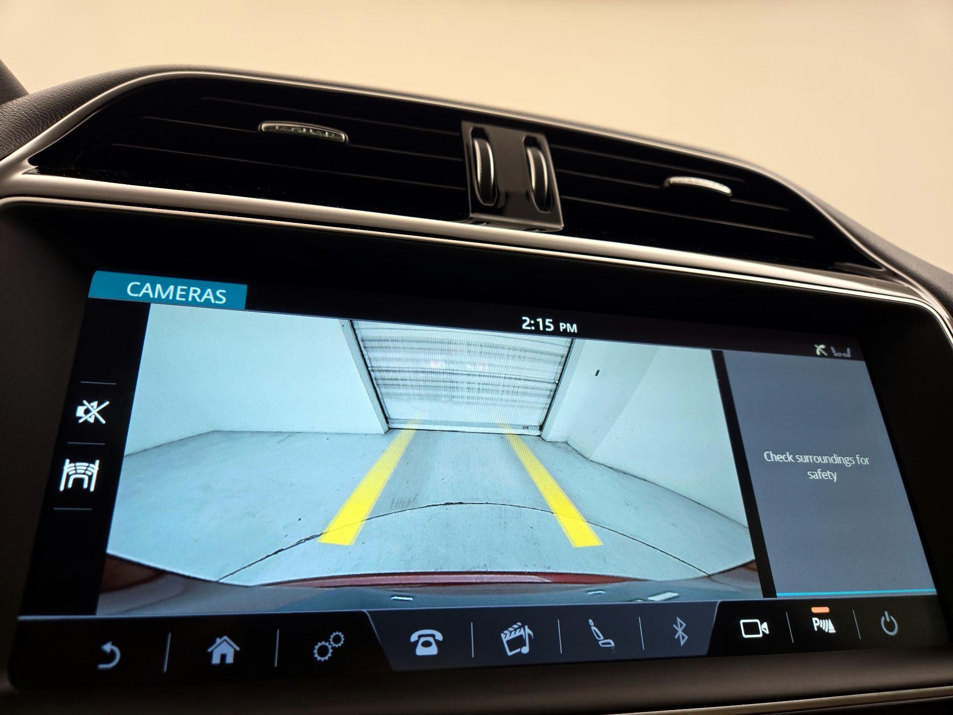 Thumbnail: 2019 Jaguar F-Pace - 14