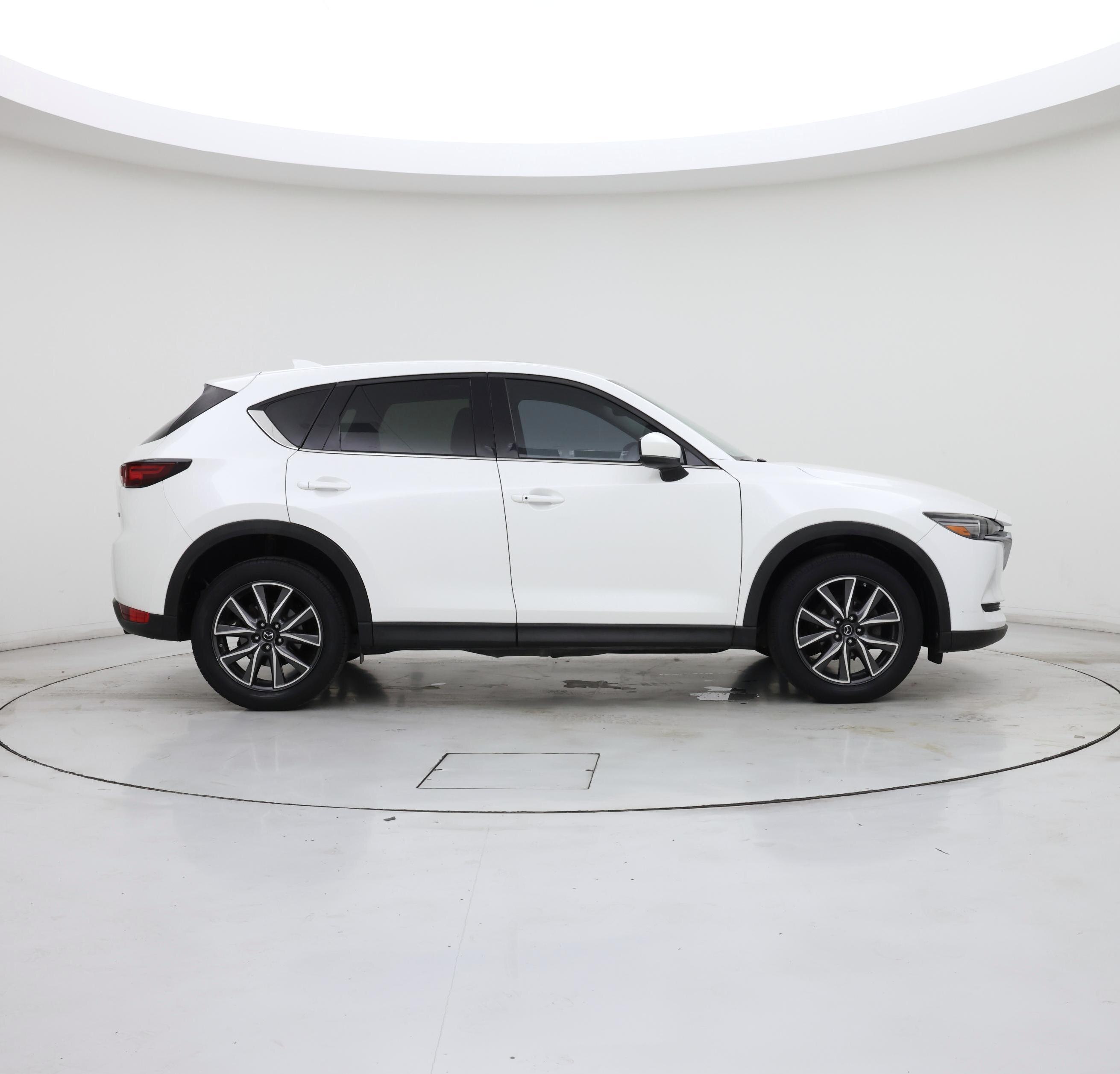 Thumbnail: 2017 Mazda CX-5 - 7