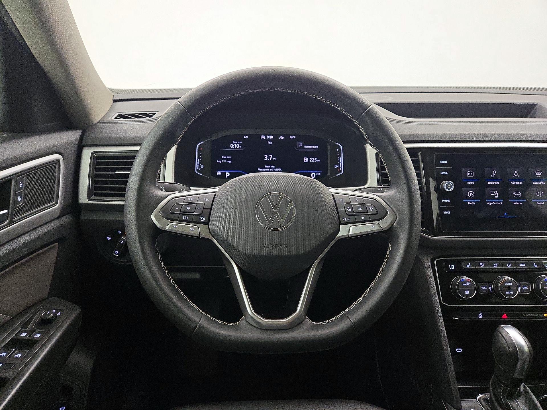 Thumbnail: 2022 Volkswagen Atlas - 10