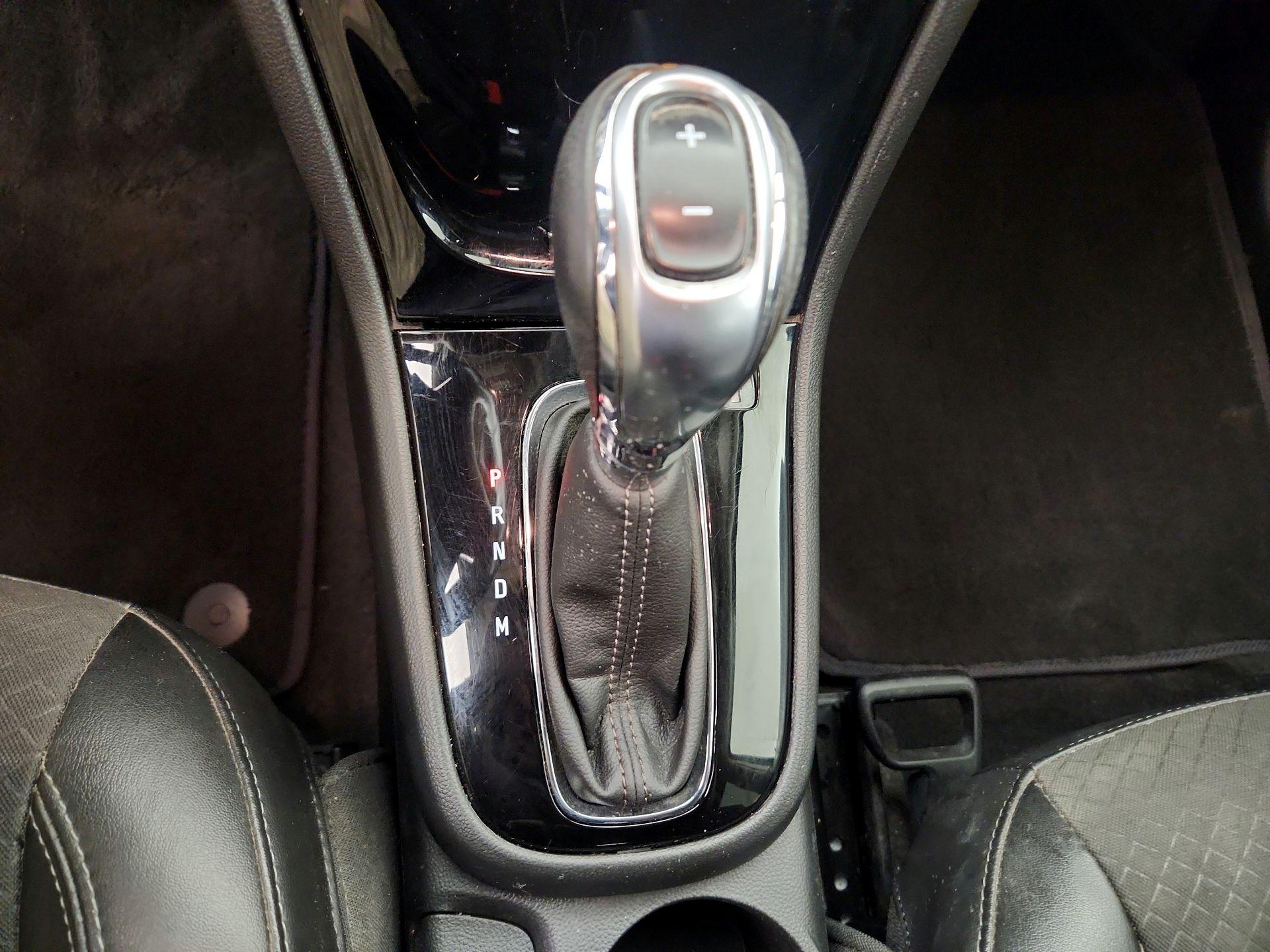 Thumbnail: 2021 Buick Encore - 17