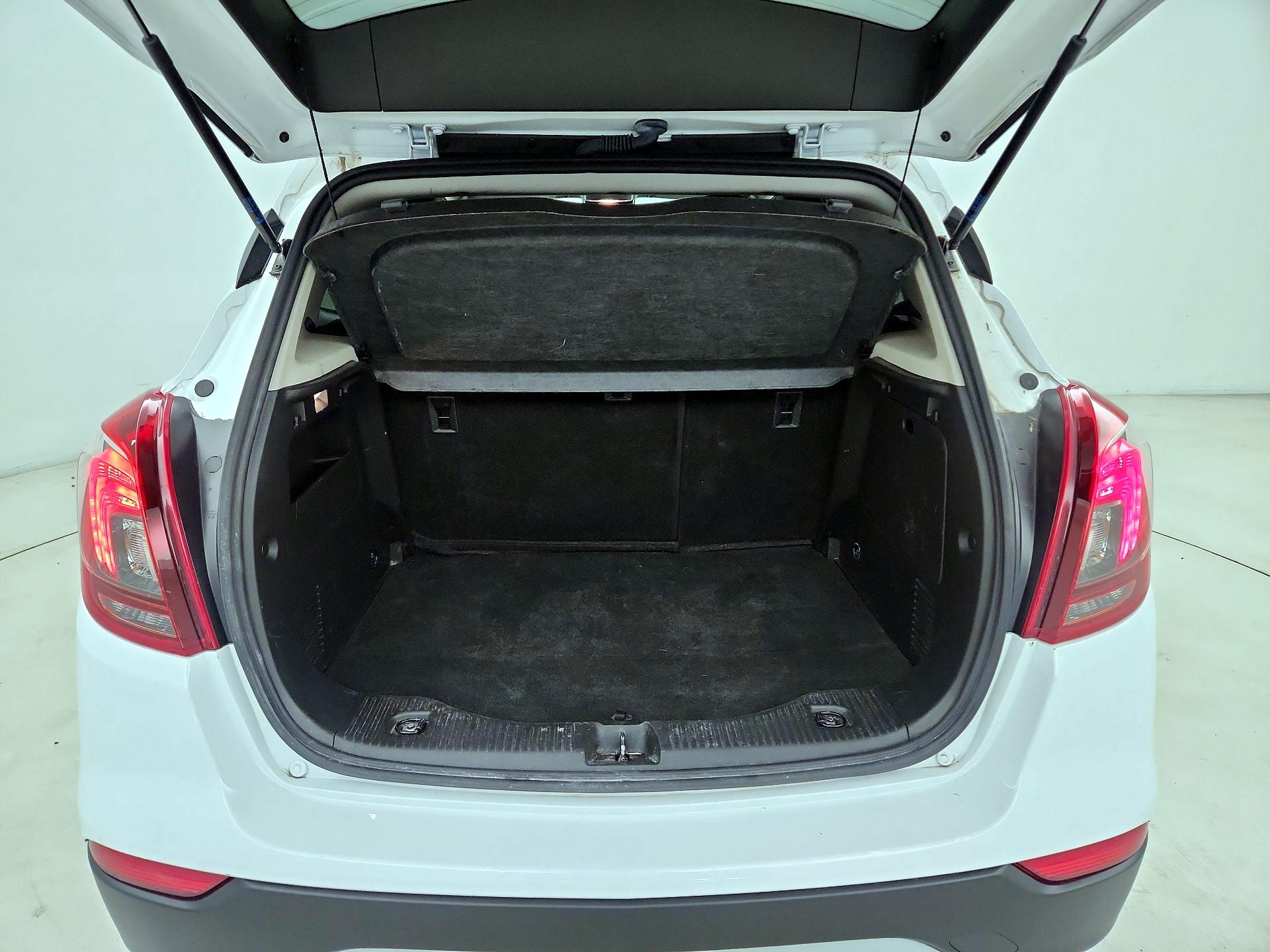 Thumbnail: 2021 Buick Encore - 20