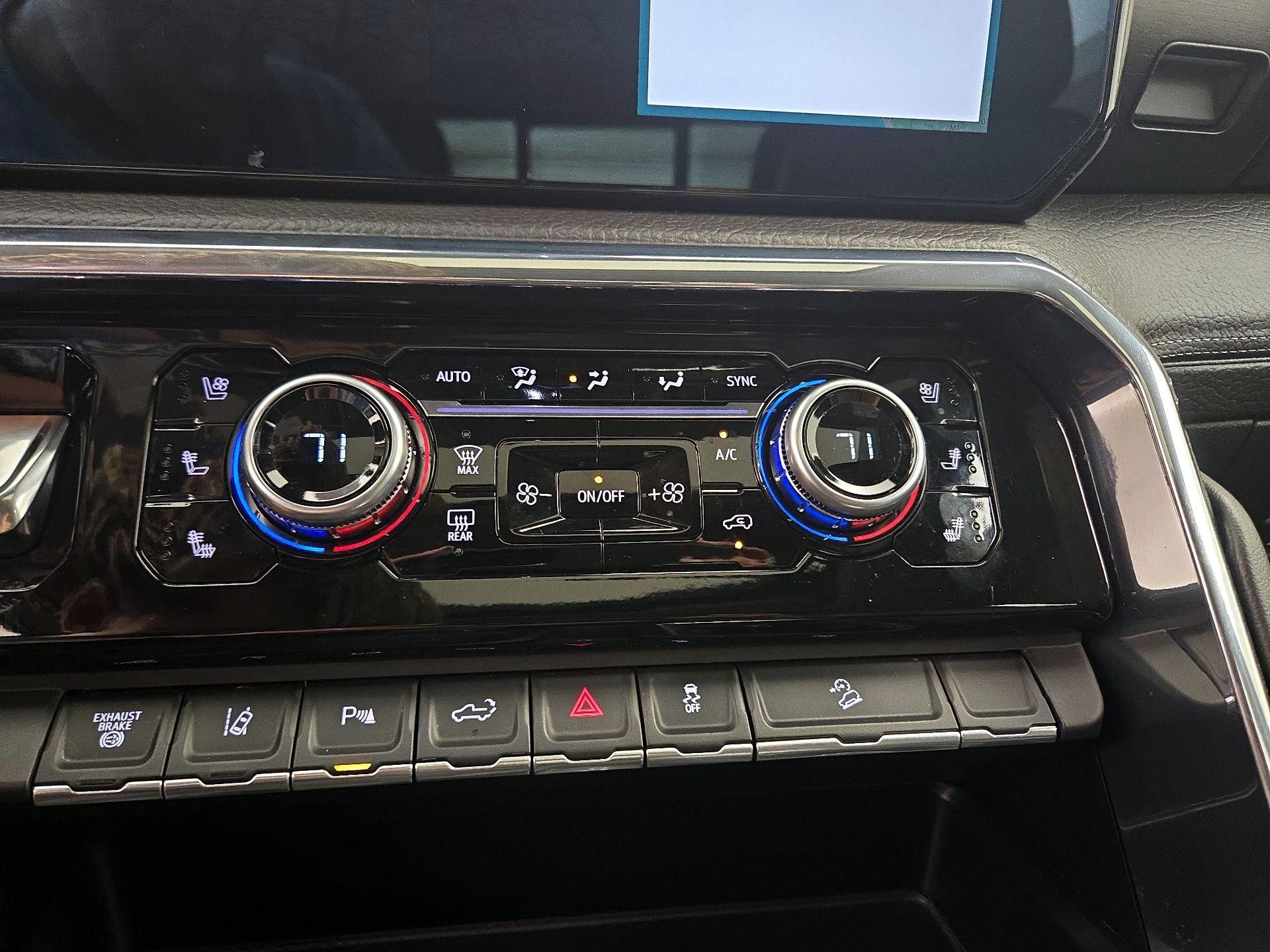 Thumbnail: 2024 GMC Sierra 2500 - 17