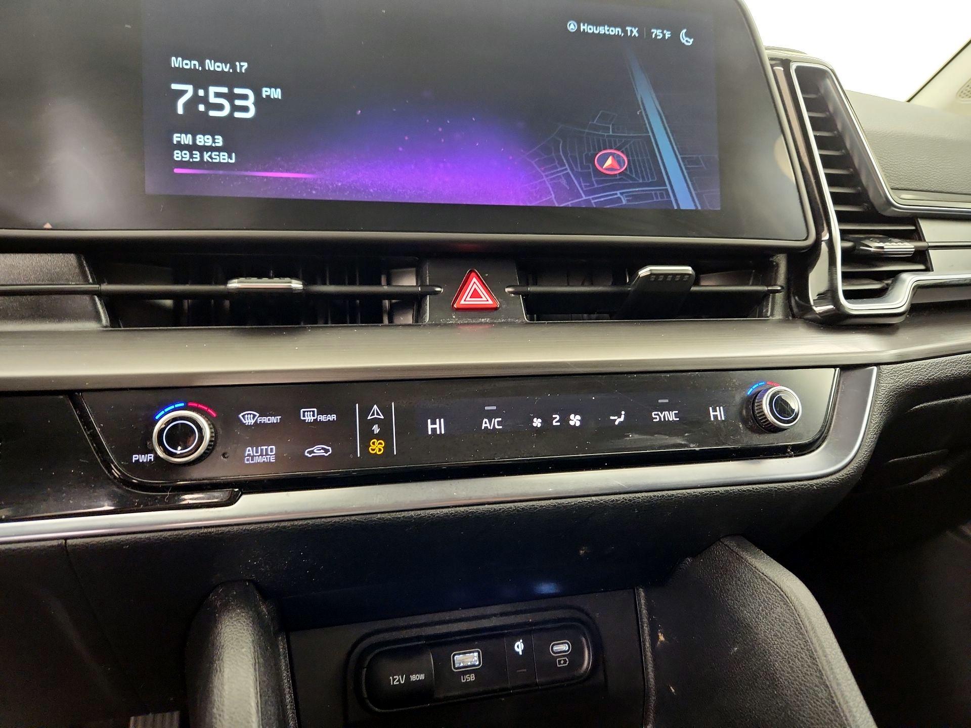 Thumbnail: 2025 Kia Sportage - 17