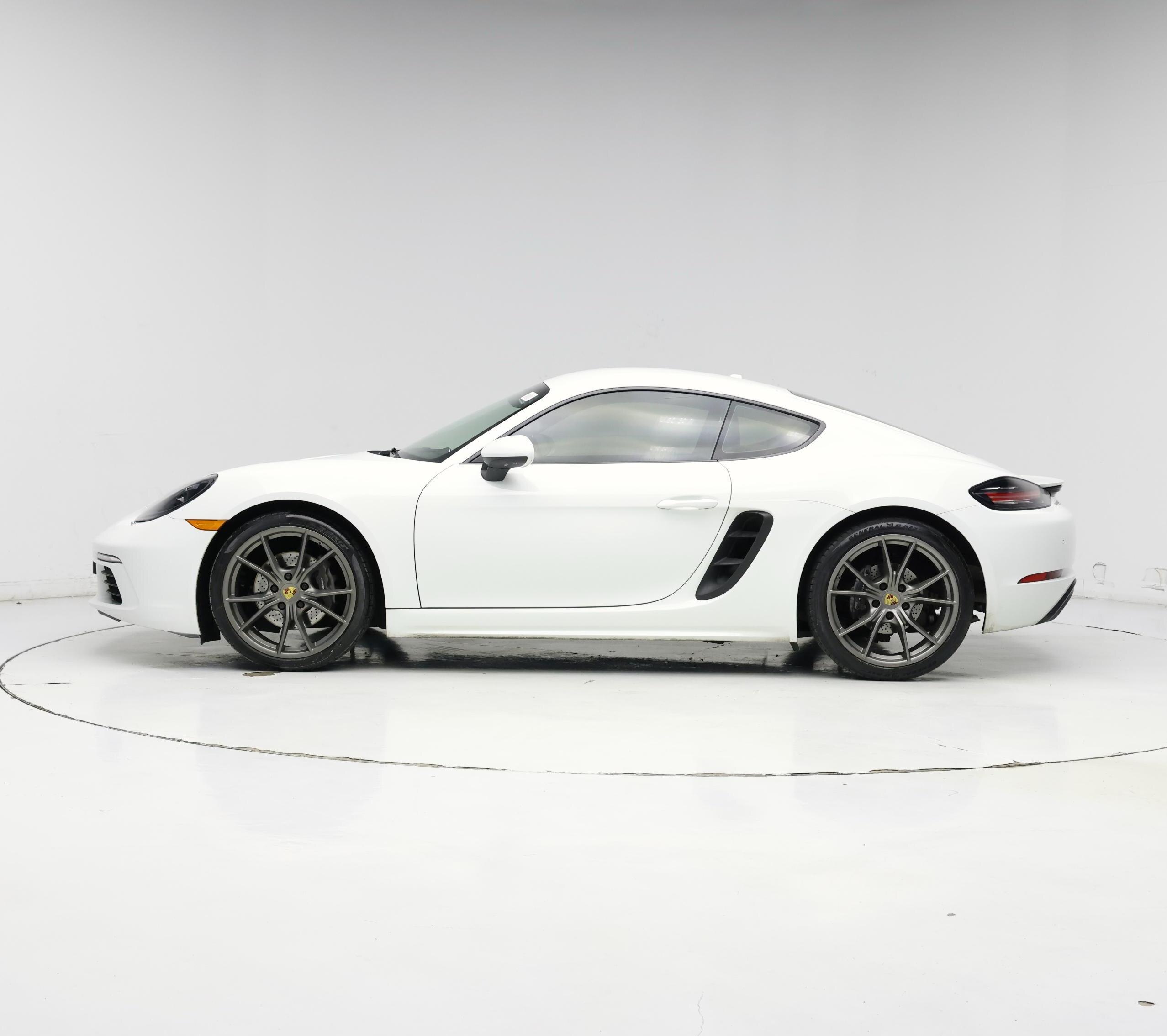 Thumbnail: 2018 Porsche 718 Cayman - 3