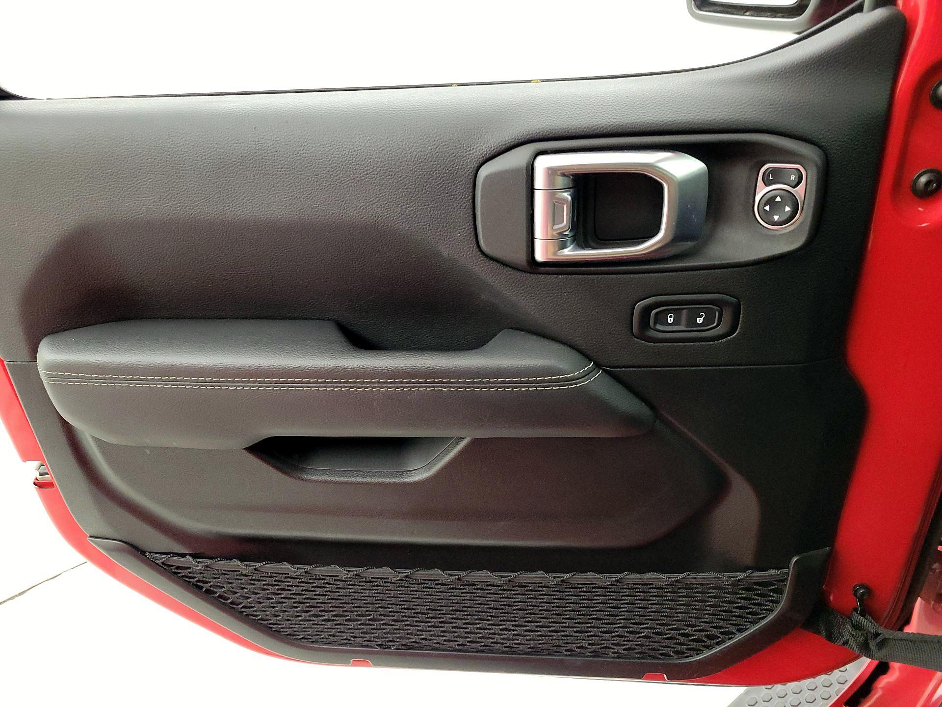 Thumbnail: 2022 Jeep Wrangler - 12