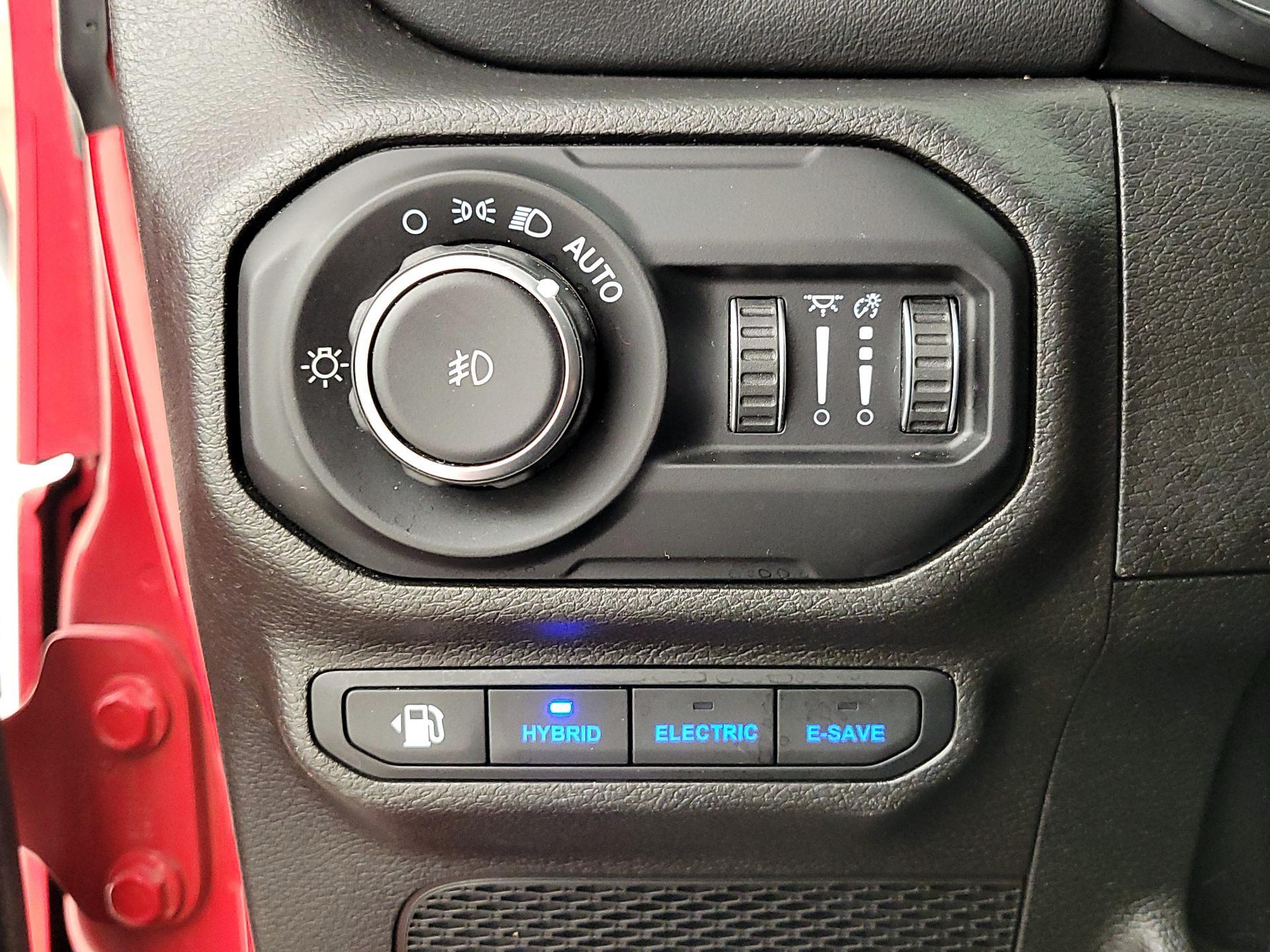 Thumbnail: 2022 Jeep Wrangler - 13