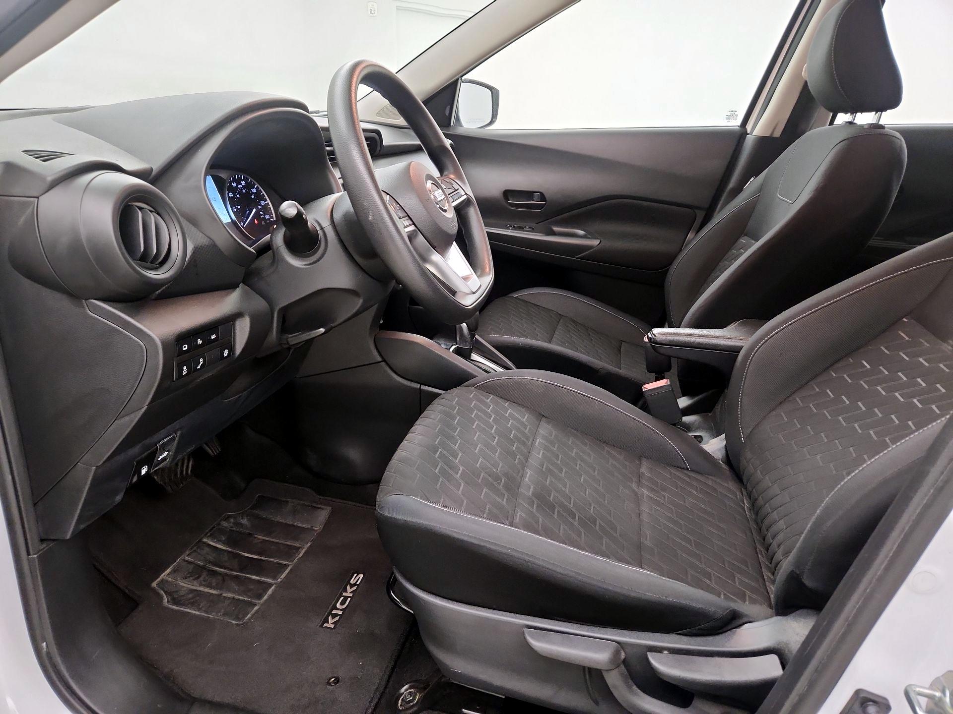 Thumbnail: 2021 Nissan Kicks - 11