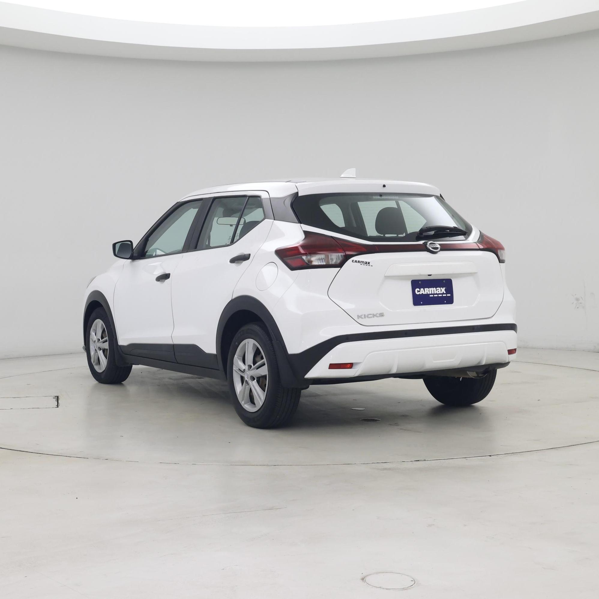 Thumbnail: 2021 Nissan Kicks - 2